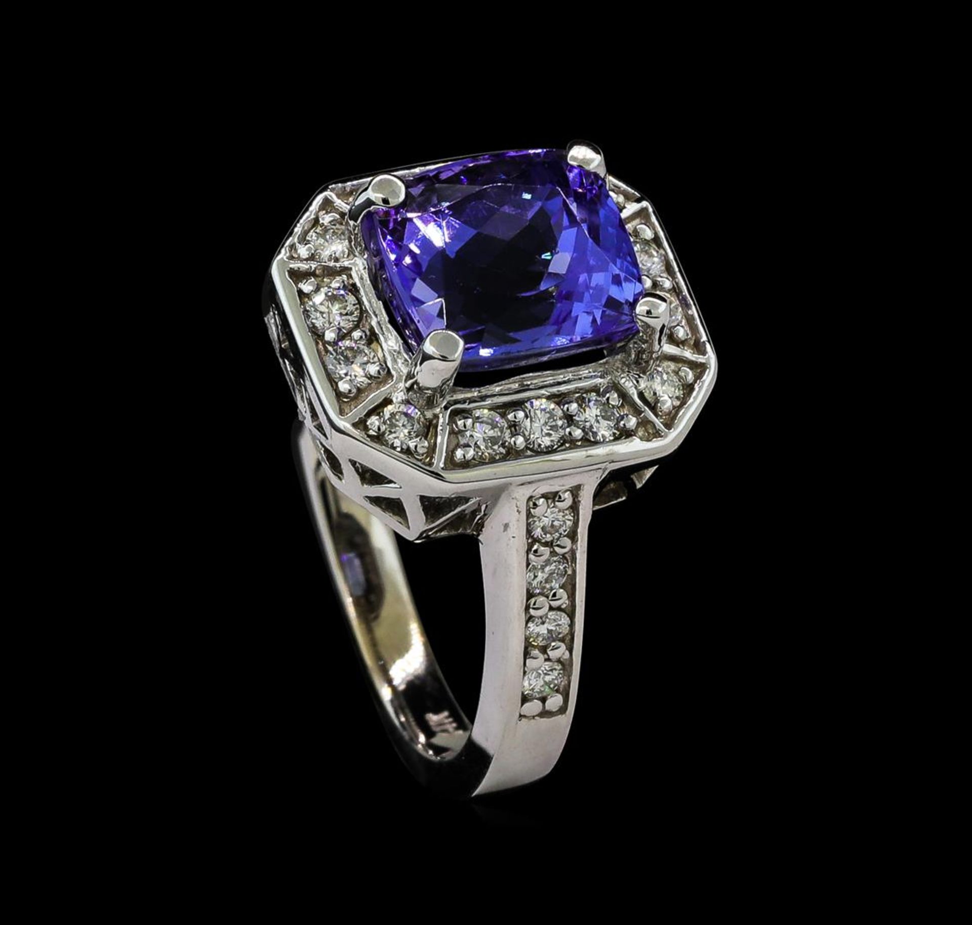 3.98 ctw Tanzanite and Diamond Ring - 14KT White Gold - Image 4 of 4