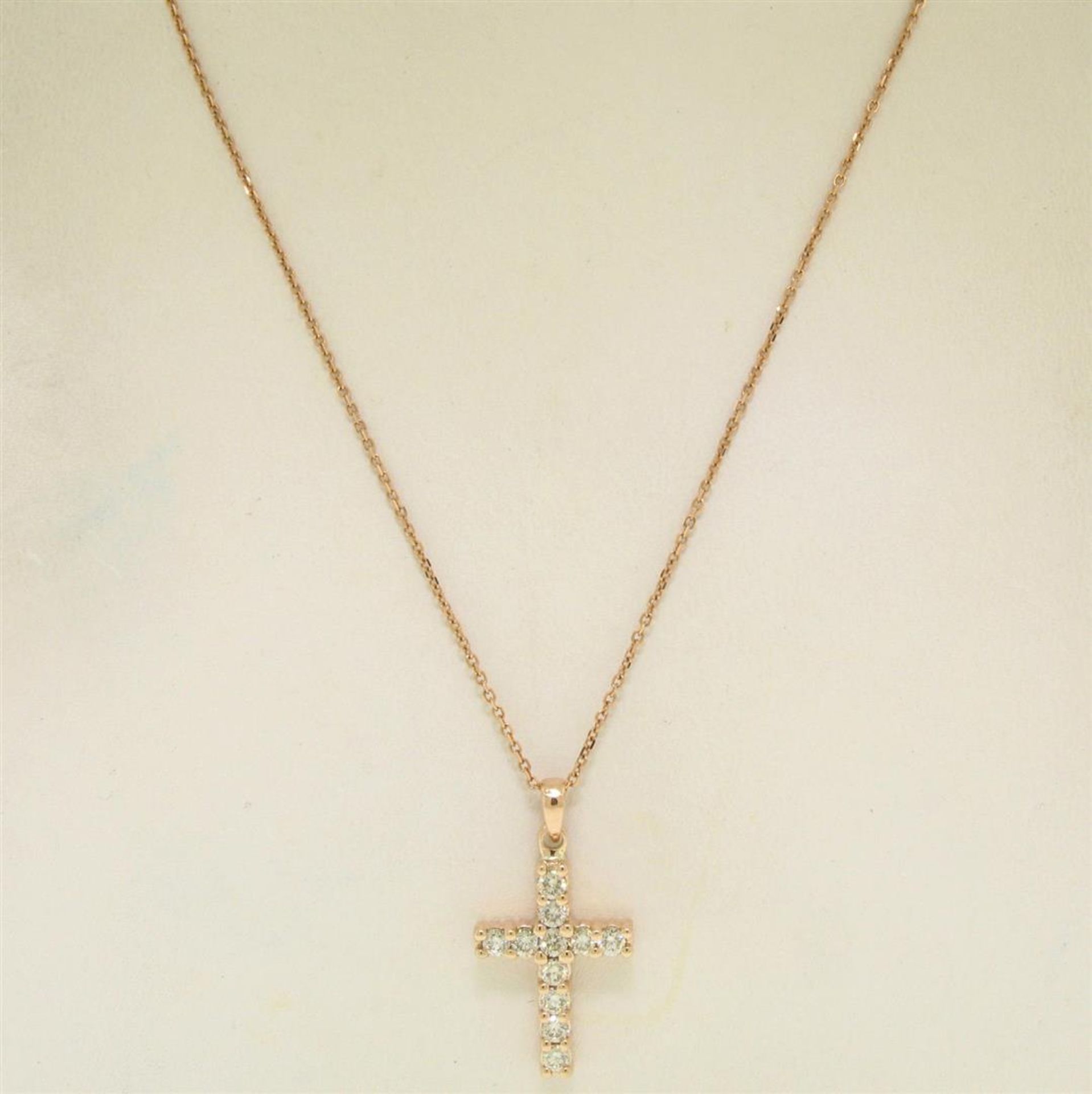 14k Rose Gold 0.75 ctw Round Brilliant Diamond Petite Cross Pendant w/ 16" Chain - Image 4 of 8