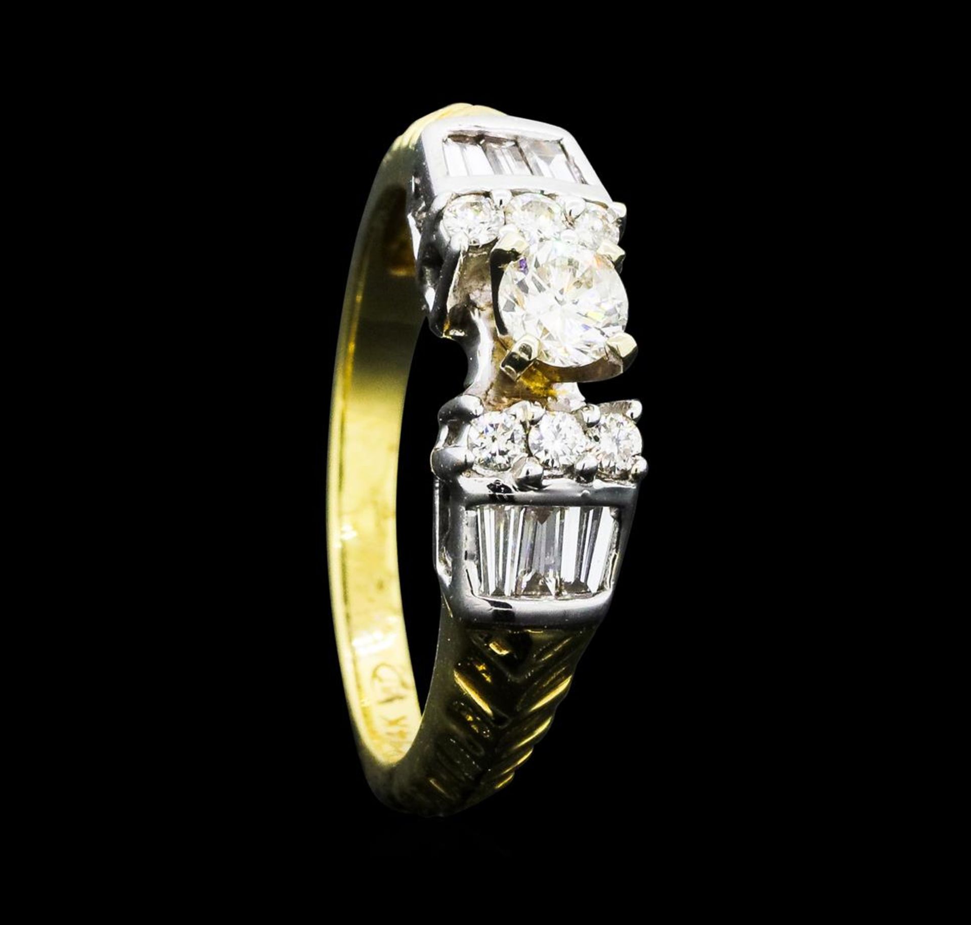 0.64 ctw Diamond Ring - 14KT Yellow And White Gold - Image 4 of 5