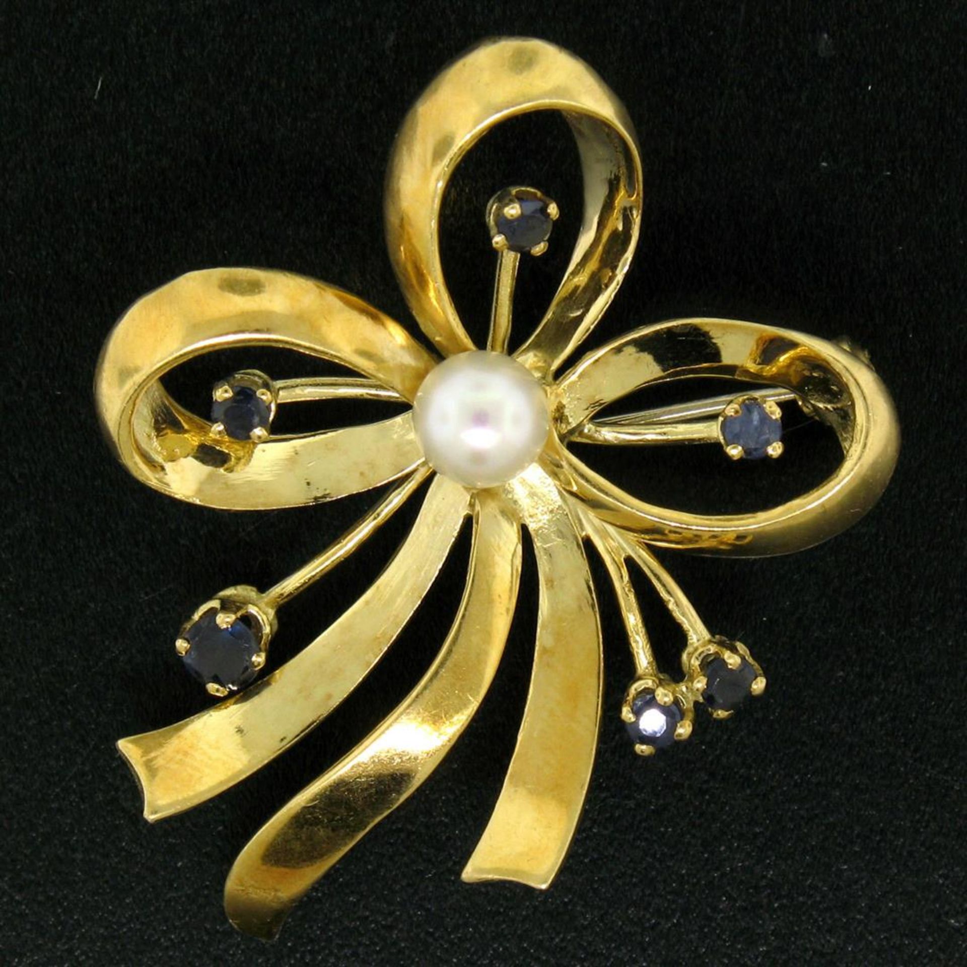 18k Yellow Gold Multi Ribbon Sapphire and Pearl Elegant Pin Brooch - Image 2 of 6
