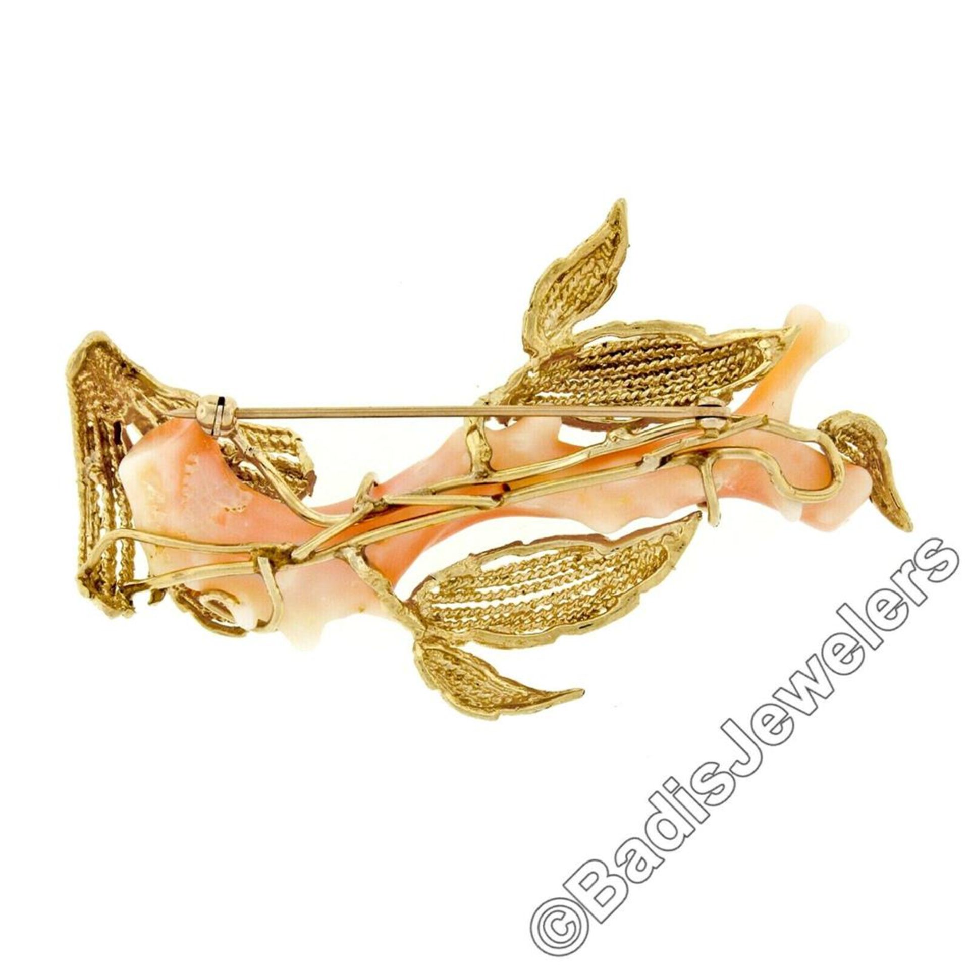 Vintage 14kt Yellow Gold Large Natural Angel Skin Coral Branch & Leaf Brooch - Image 4 of 5