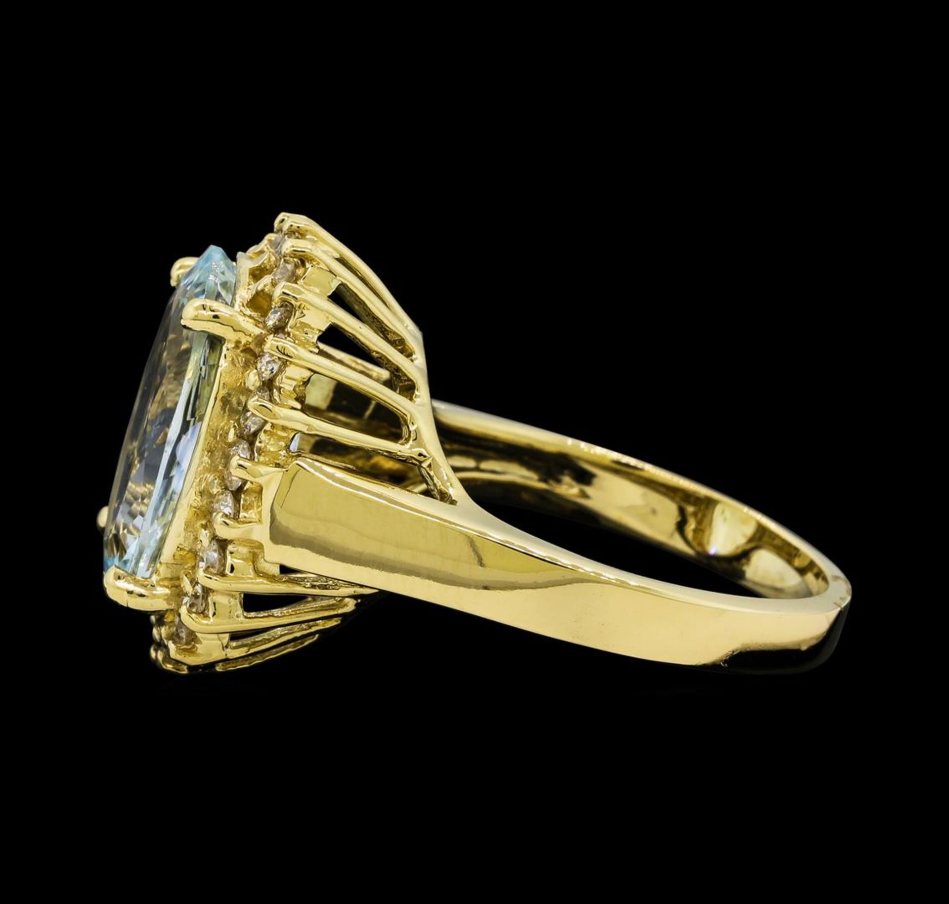 4.45 ctw Aquamarine and Diamond Ring - 14KT Yellow Gold - Image 3 of 4