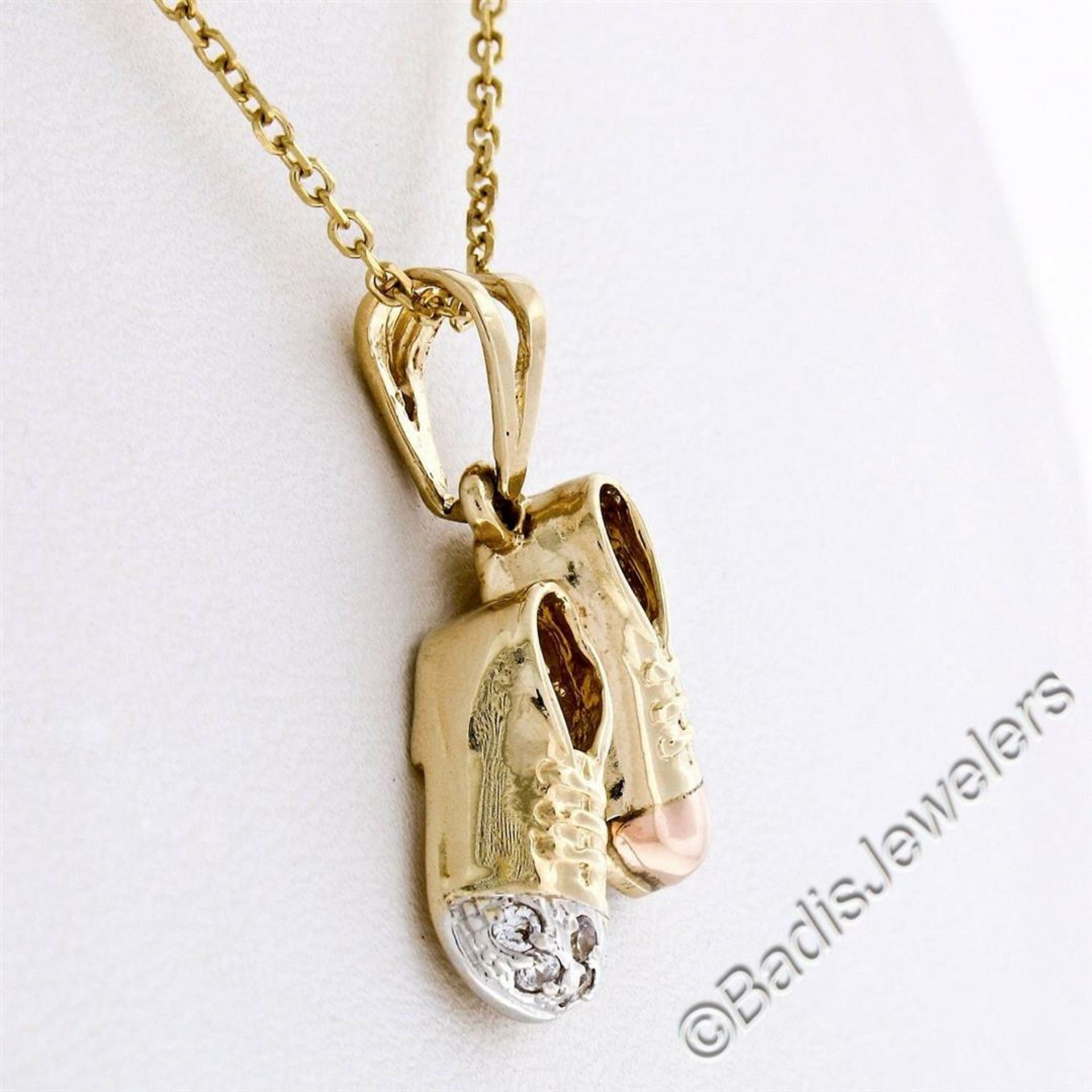 14kt Yellow White and Rose Gold Dual Baby Shoe Pendant Necklace w/ 5 Round Diamo - Image 5 of 8