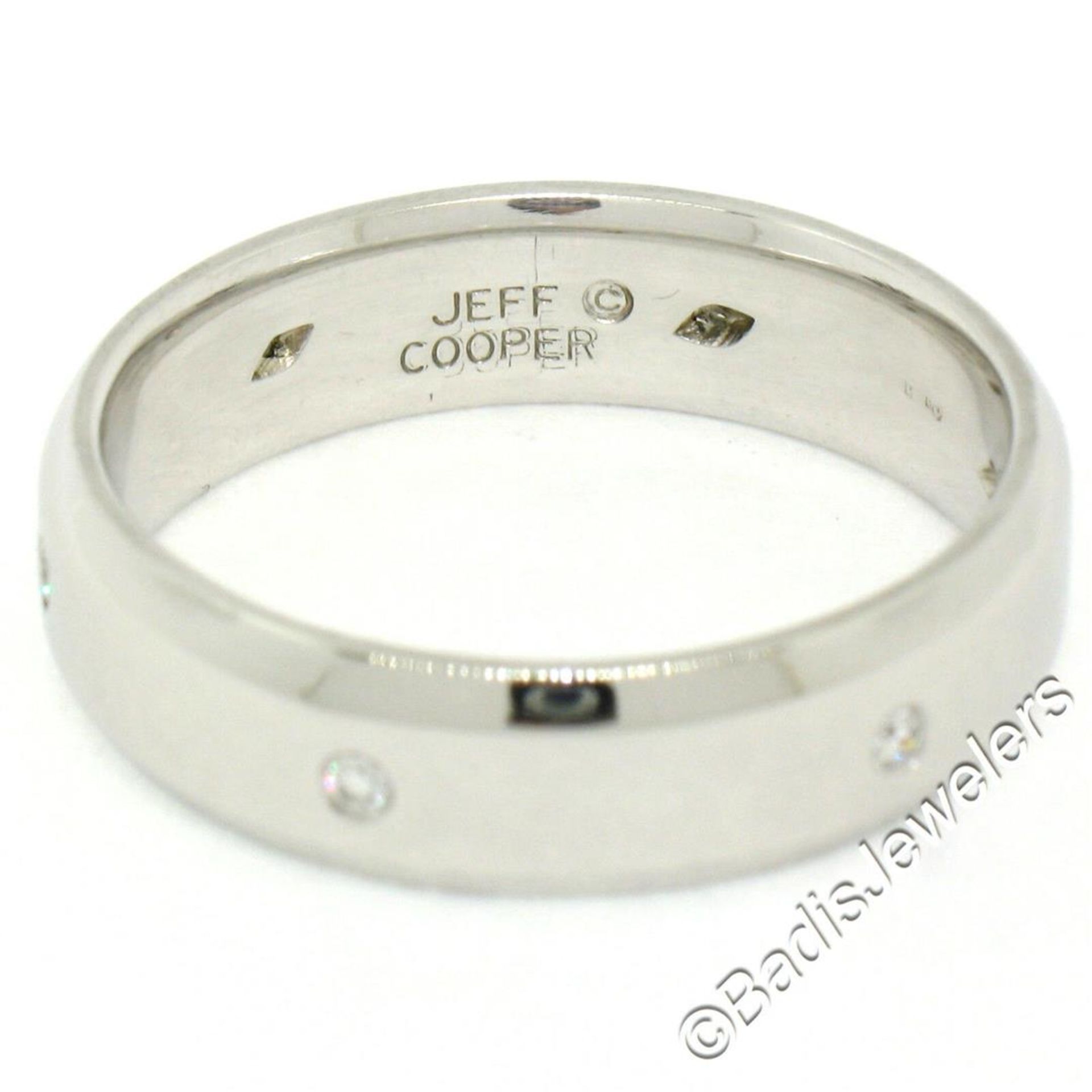 Men's Jeff Cooper Platinum 0.12ctw Round Diamond 5.8mm Beveled Band Ring - Image 6 of 6