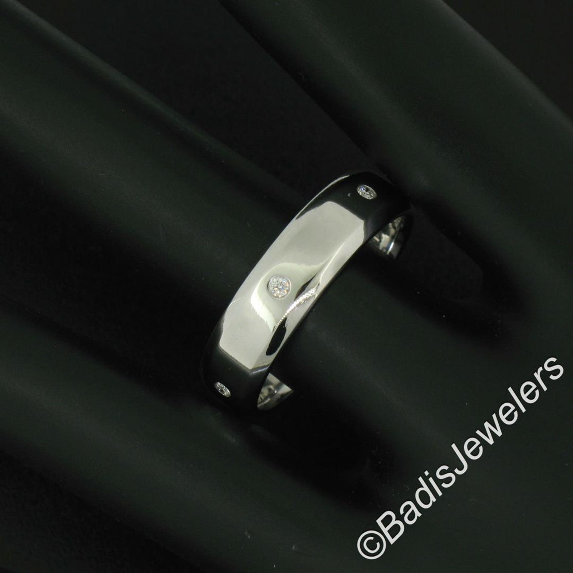 Men's Jeff Cooper Platinum 0.12ctw Round Diamond 5.8mm Beveled Band Ring - Image 4 of 6