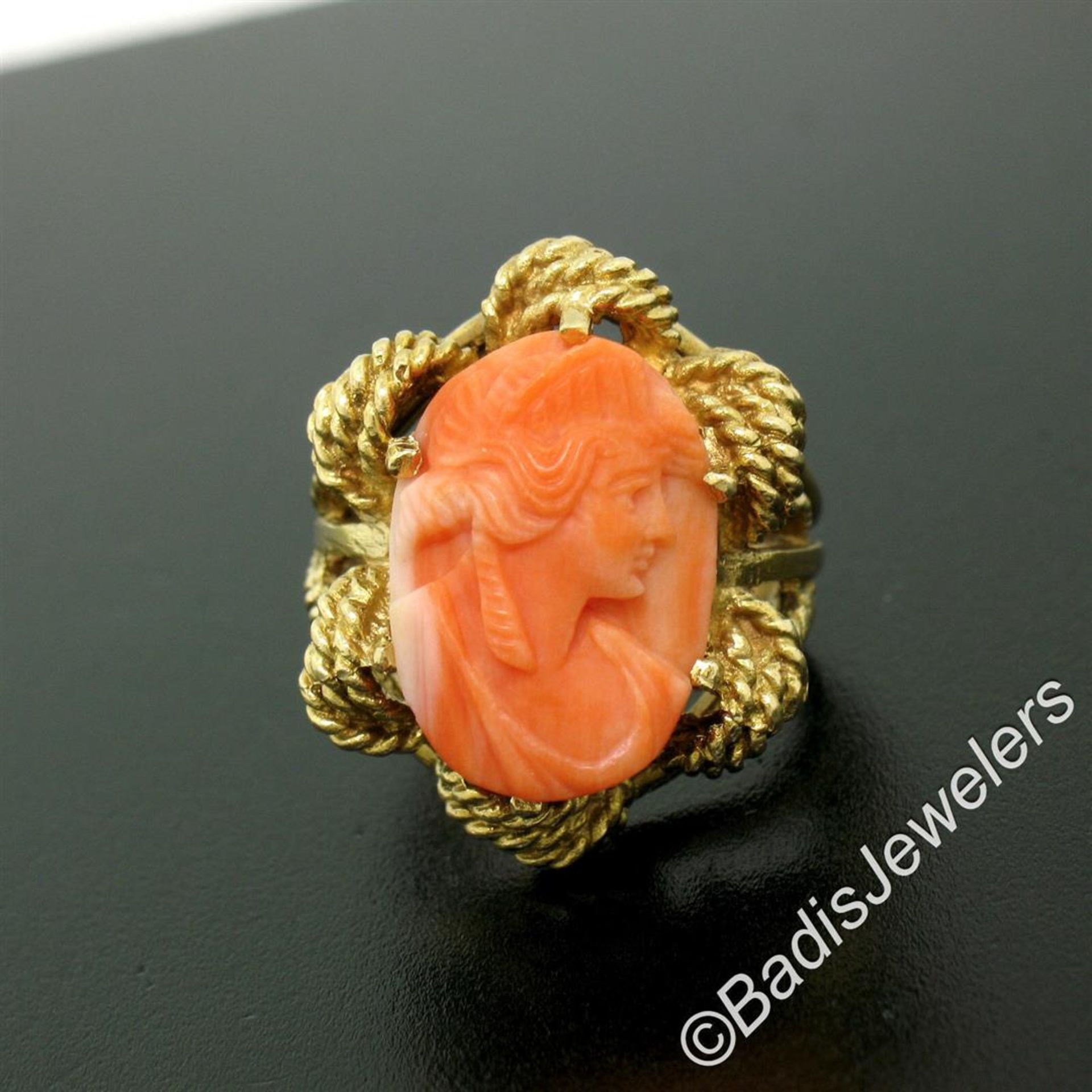 Vintage 14kt Yellow Gold Carved Coral Cameo Solitaire Ring - Image 2 of 7