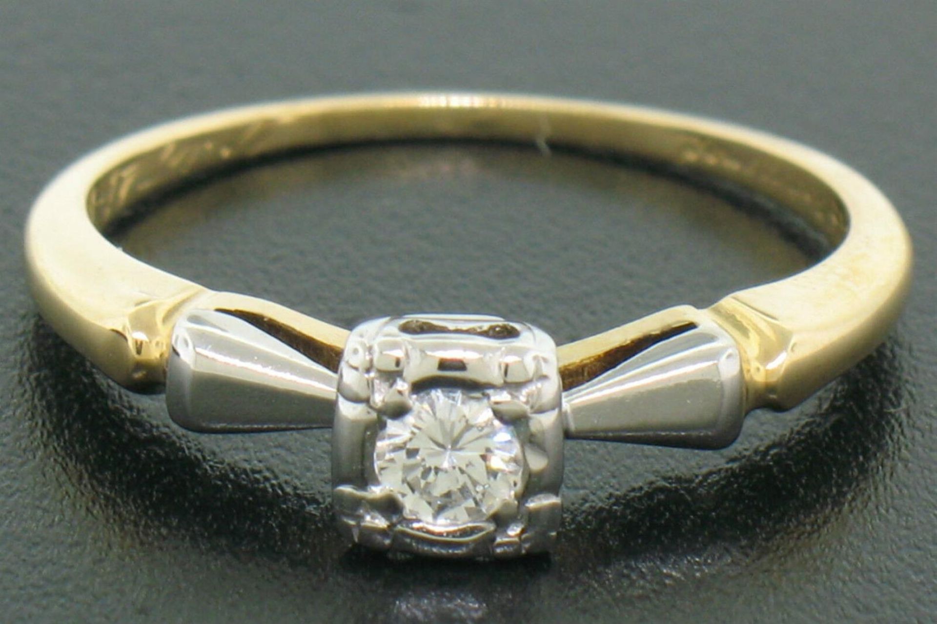14k Yellow & White Gold 0.14ctw VS F Diamond Solitaire Engagement Ring - Image 2 of 6