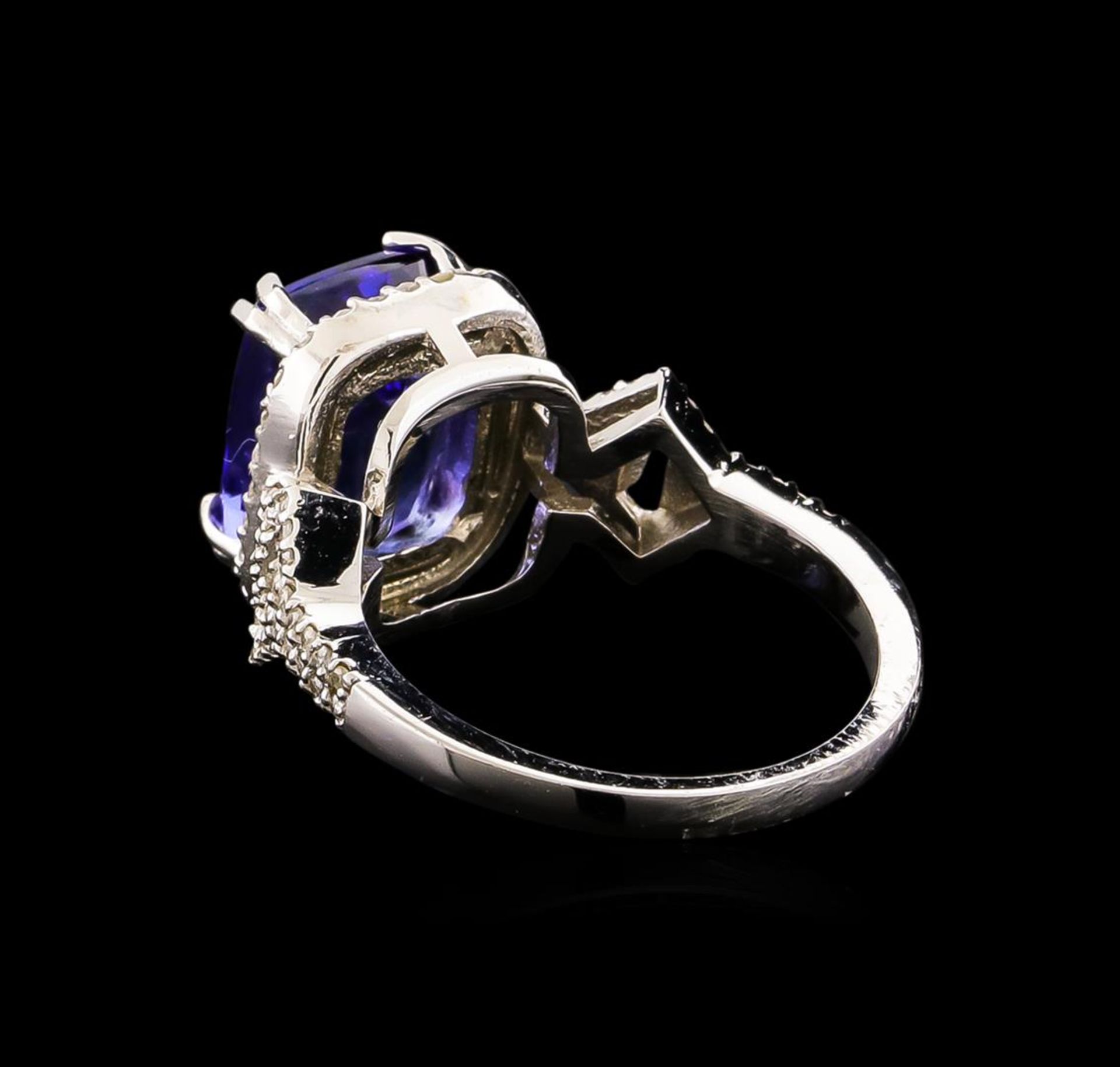 14KT White Gold 3.40 ctw Tanzanite and Diamond Ring - Image 3 of 5