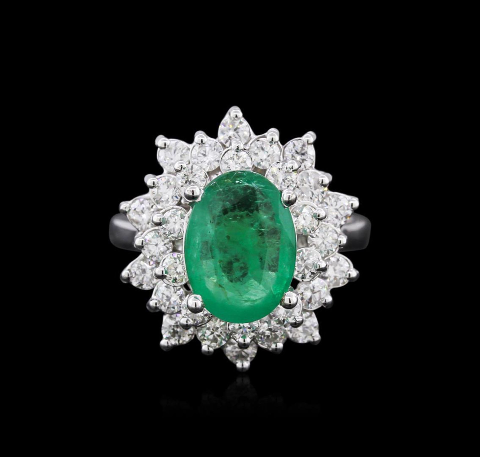 14KT White Gold 2.77 ctw Emerald and Diamond Ring - Image 2 of 4
