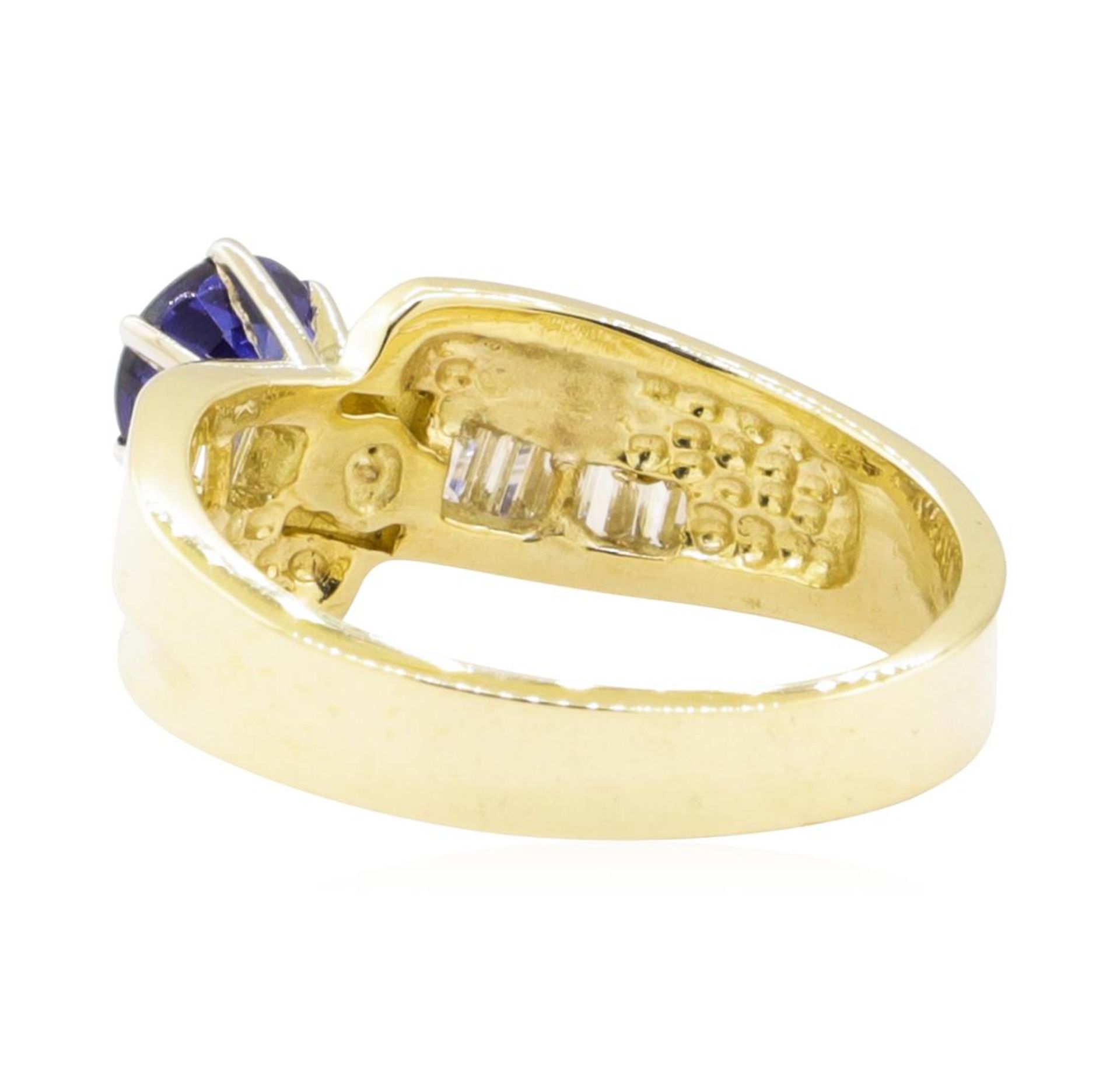 1.32ctw Blue Sapphire and Diamond Ring - 14KT Yellow Gold - Image 3 of 4