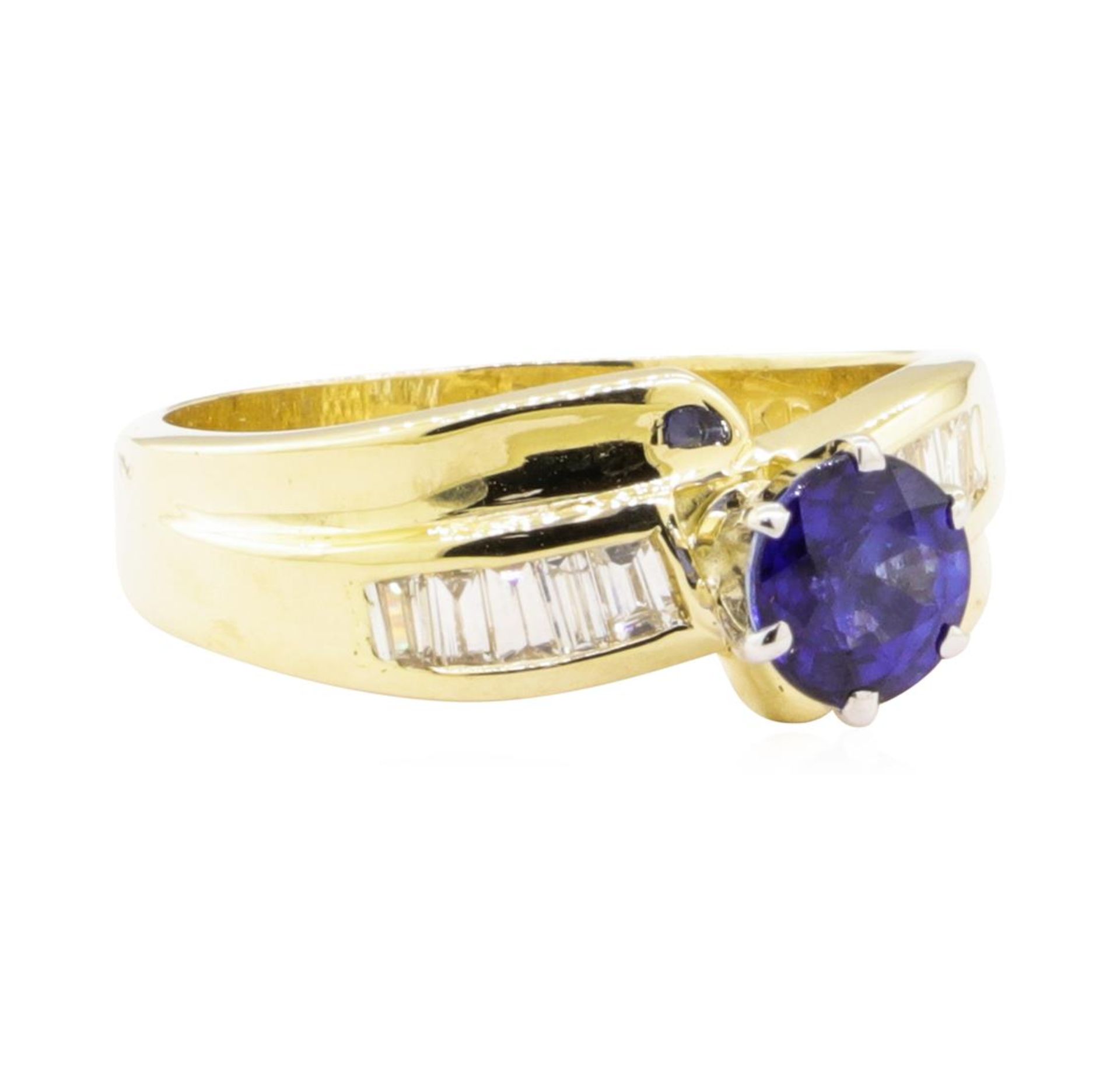 1.32ctw Blue Sapphire and Diamond Ring - 14KT Yellow Gold