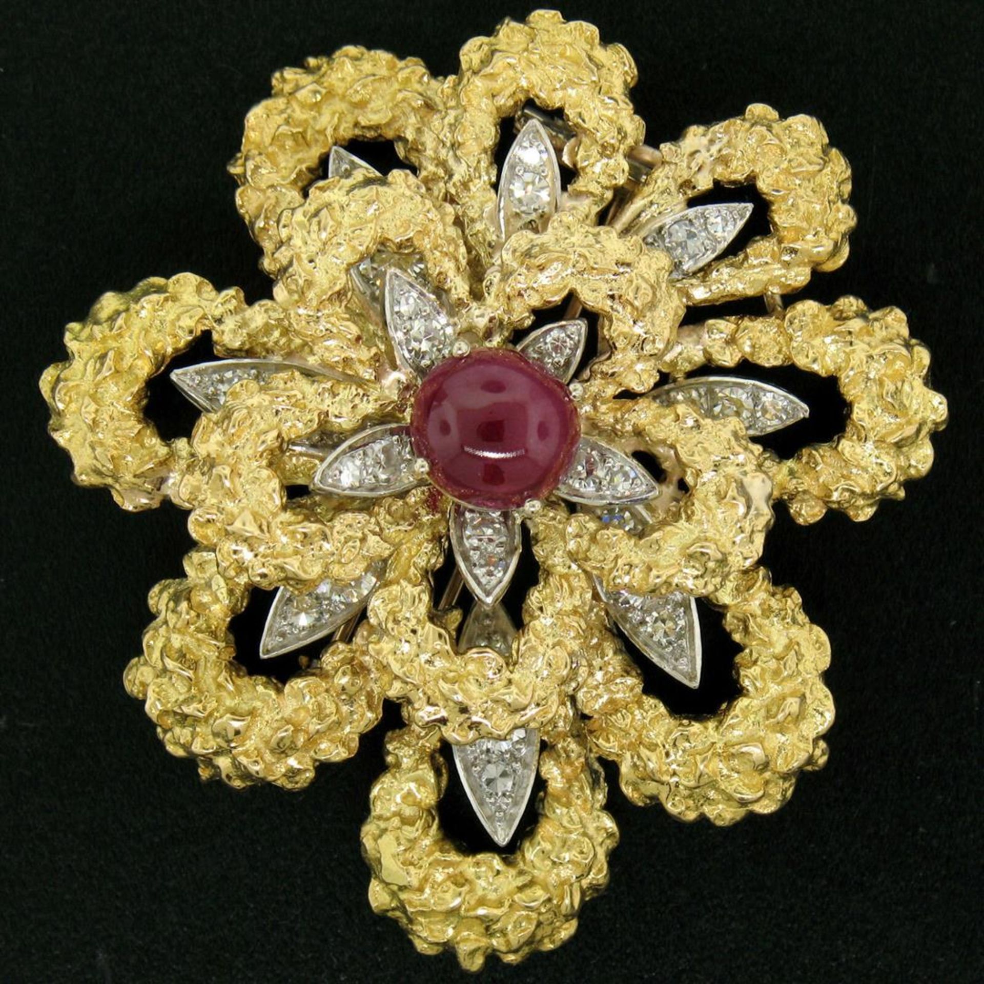 Vintage French 18K TT Gold 4.27ctw Diamonds & Ruby Textured Flower Burst Brooch