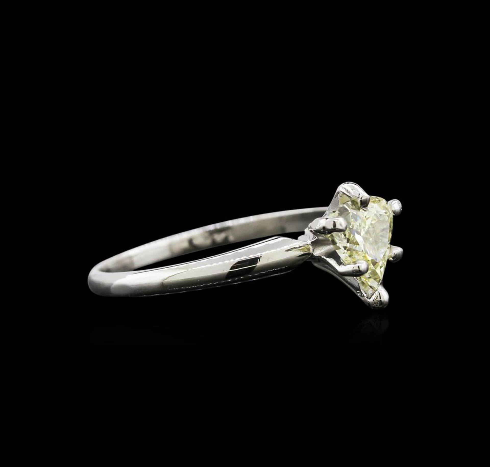 GIA Cert 0.74ctw Diamond Solitaire Ring - 14KT White Gold