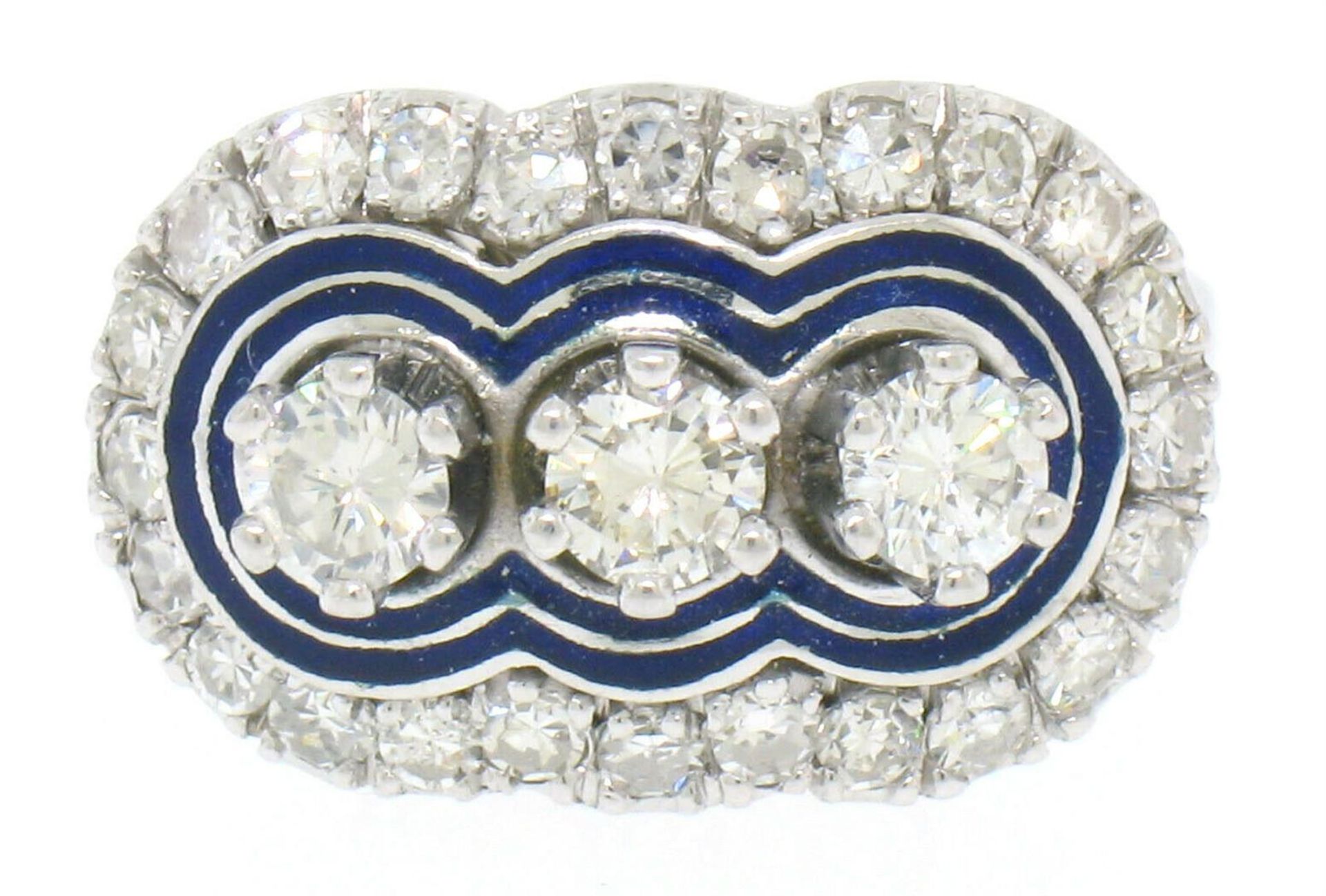 Vintage 18kt White Gold and Blue Enamel 1.15ctw Diamond Ring - Image 3 of 5