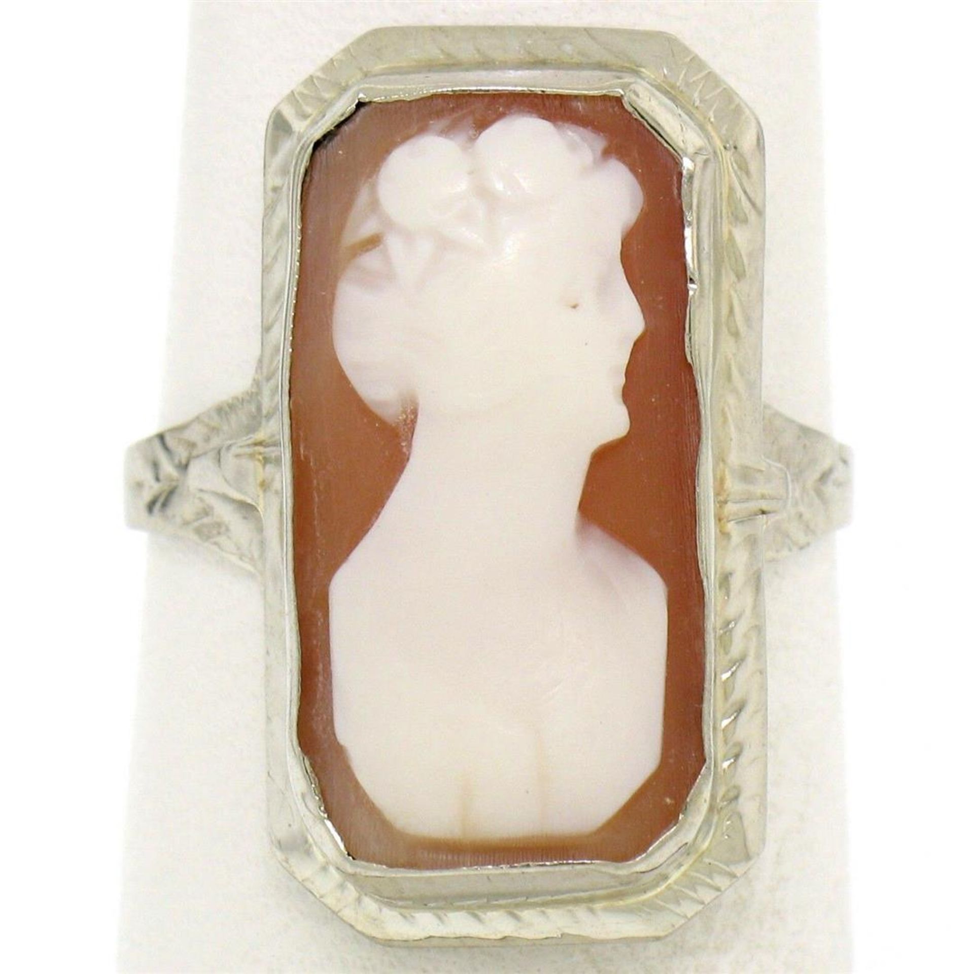 Antique 14kt White Gold Bezel Set Rectangular Carved Shell Cameo Ring - Image 4 of 8