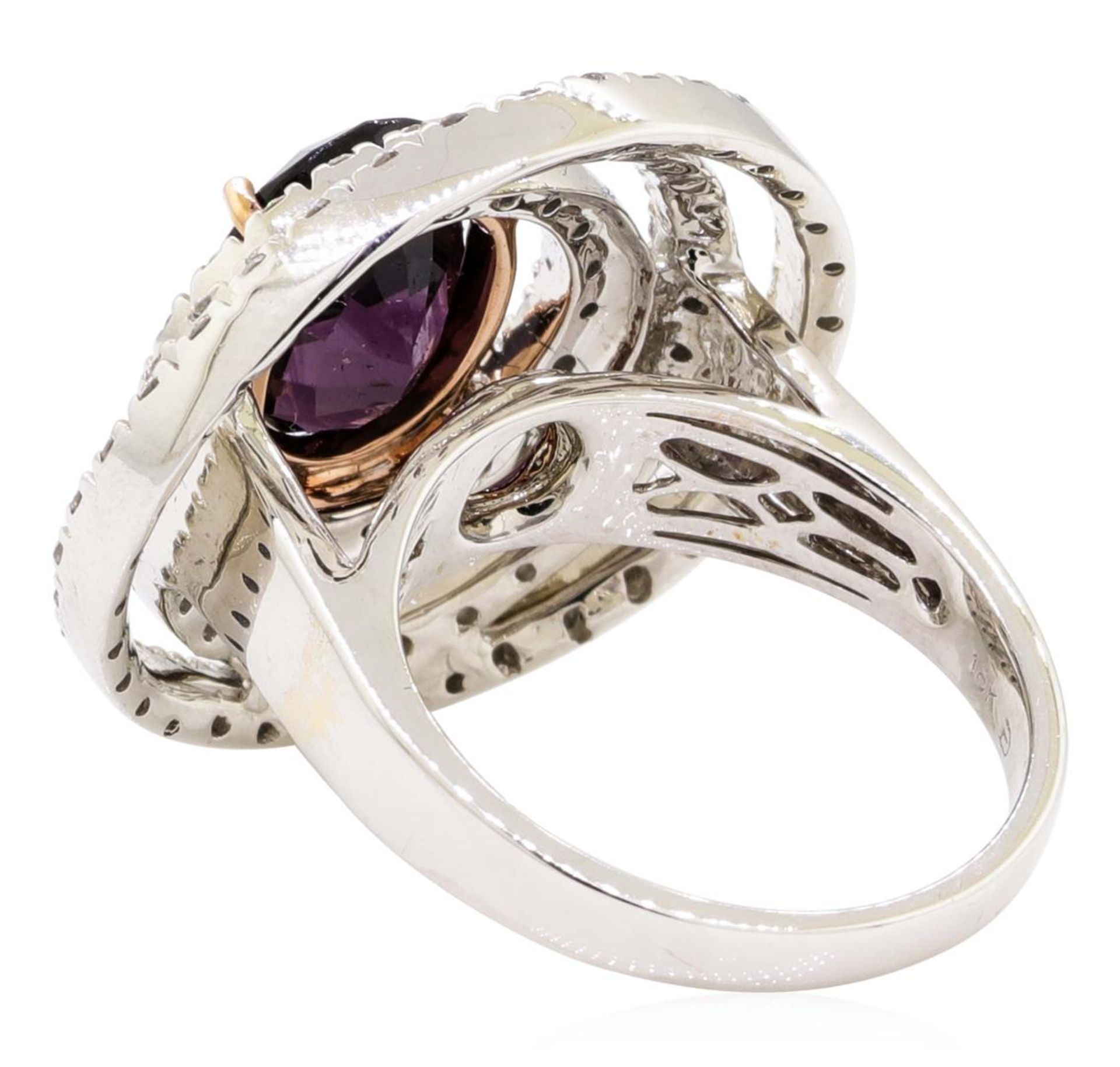 4.92 ctw Oval Mixed Lavender Spinel And Round Brilliant Cut Diamond Ring - 18KT - Image 3 of 5