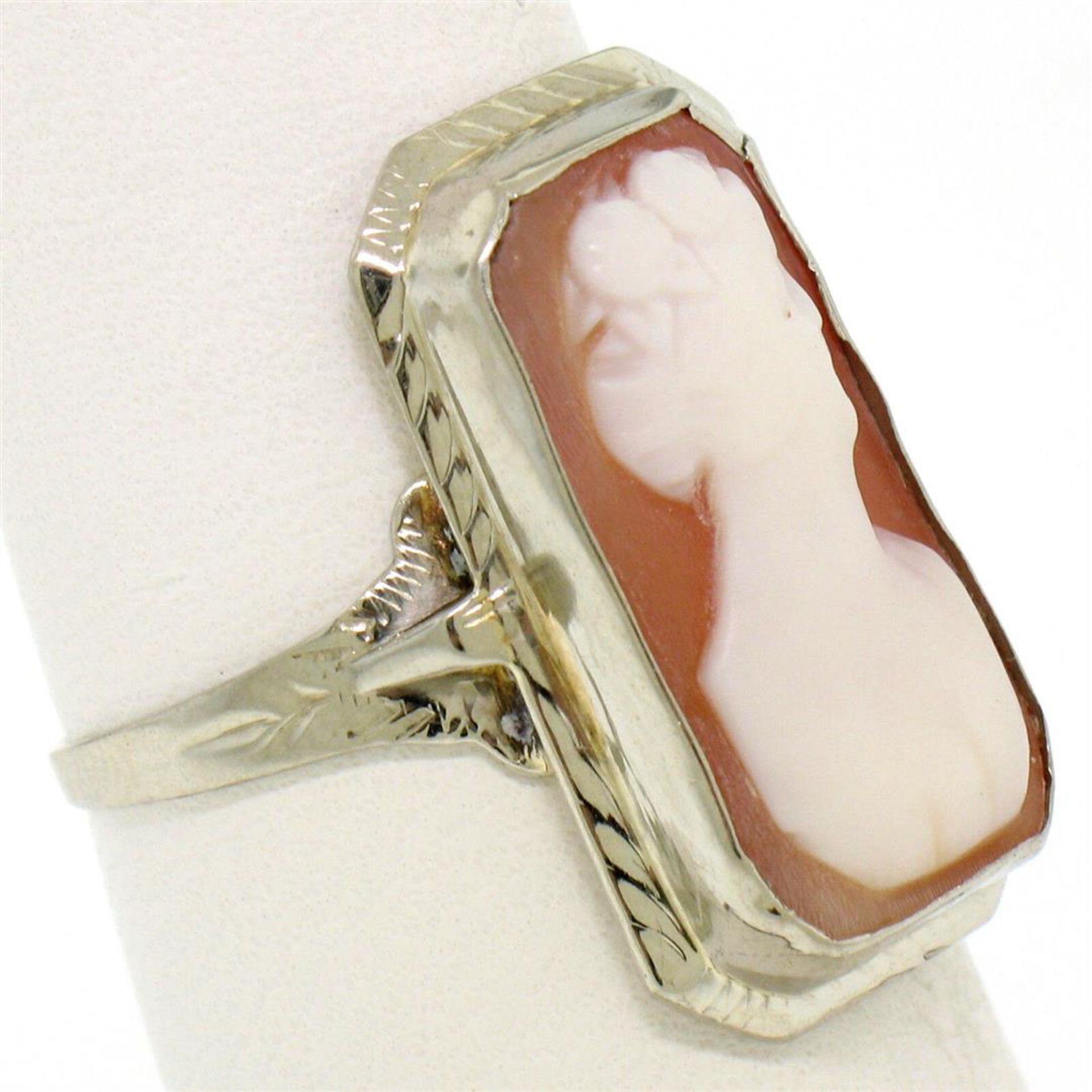 Antique 14kt White Gold Bezel Set Rectangular Carved Shell Cameo Ring - Image 7 of 8