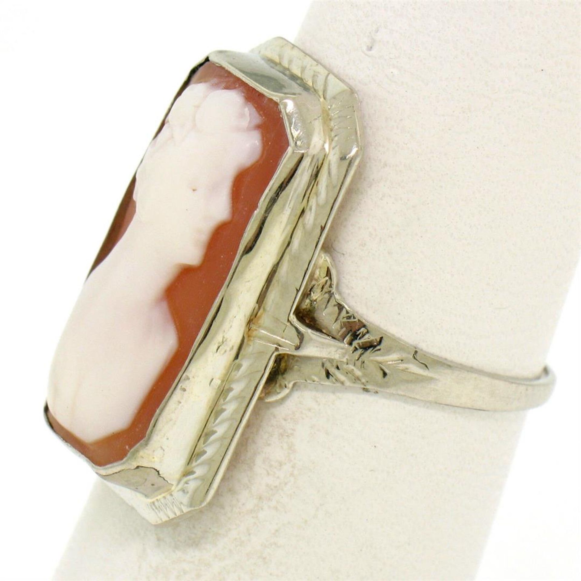 Antique 14kt White Gold Bezel Set Rectangular Carved Shell Cameo Ring - Image 6 of 8