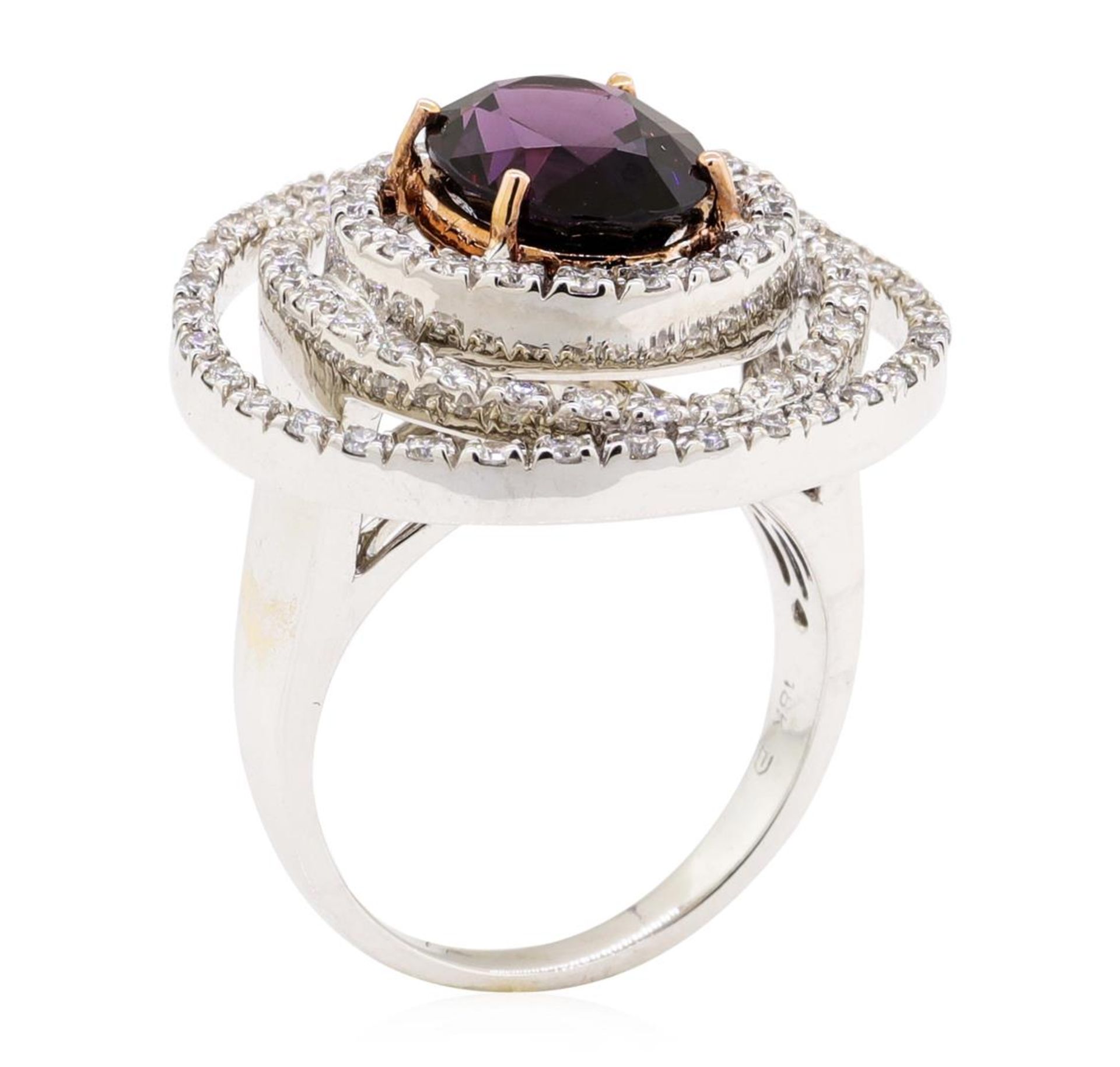 4.92 ctw Oval Mixed Lavender Spinel And Round Brilliant Cut Diamond Ring - 18KT - Image 4 of 5