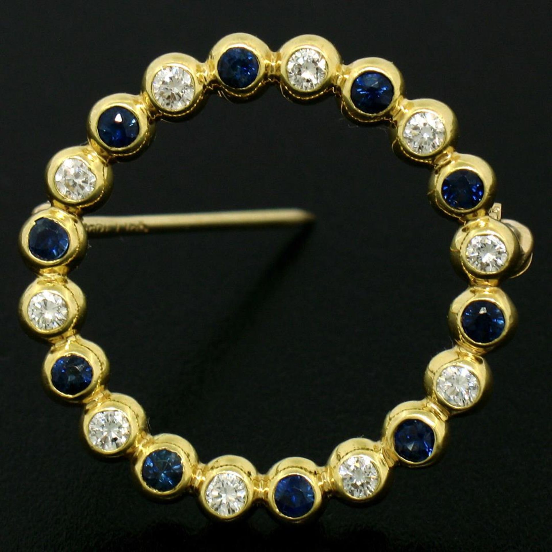 18k Yellow Gold .70ctw Bezel Round Sapphire & Diamond Circle of Life Pin Brooch - Image 2 of 9