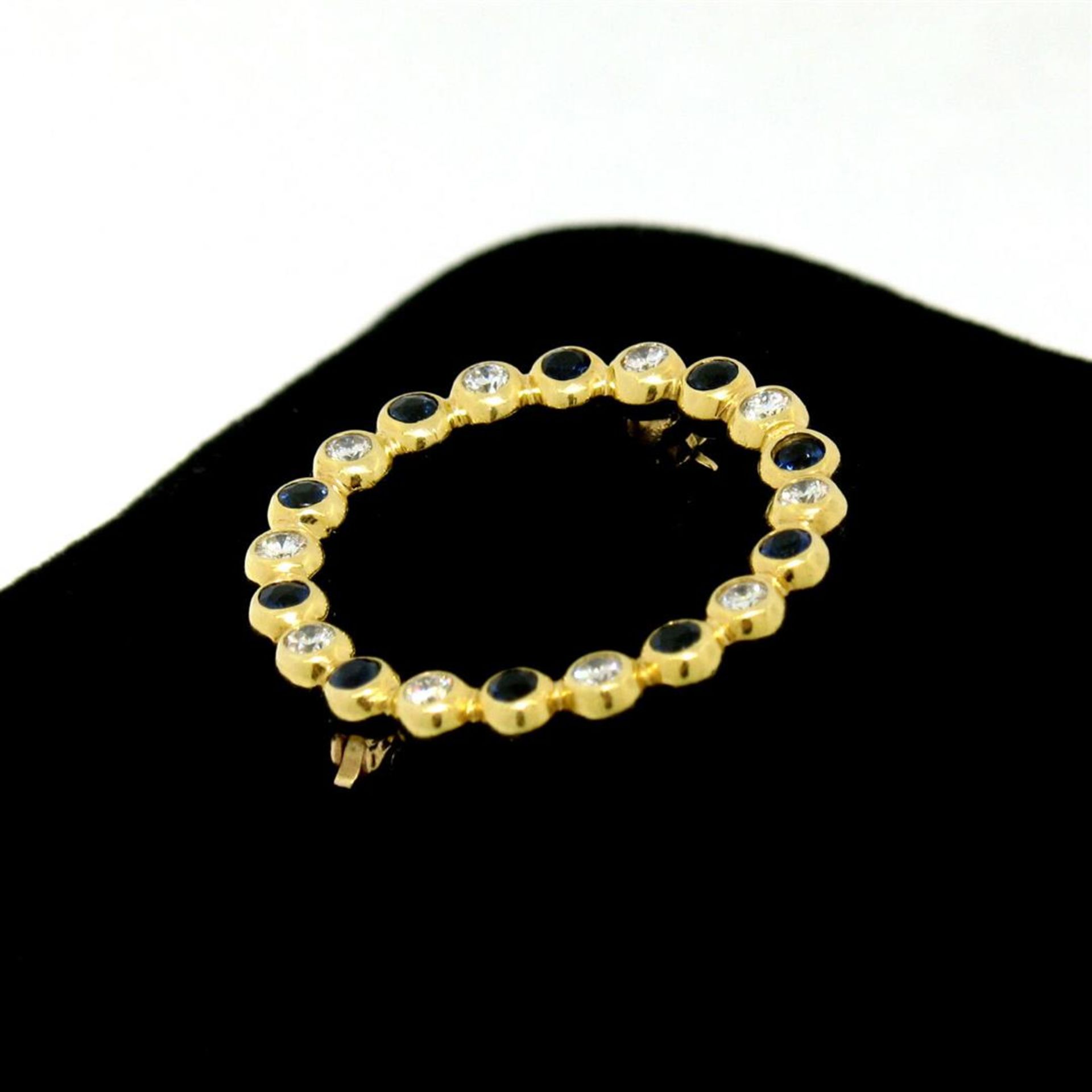 18k Yellow Gold .70ctw Bezel Round Sapphire & Diamond Circle of Life Pin Brooch - Image 9 of 9