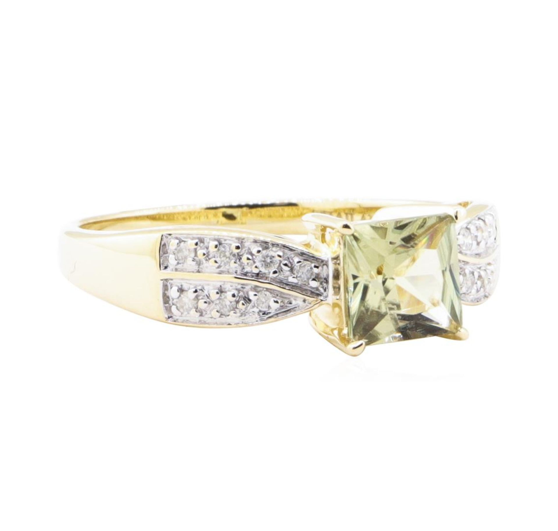 2.12 ctw Zultanite And Diamond Ring - 14KT Yellow Gold