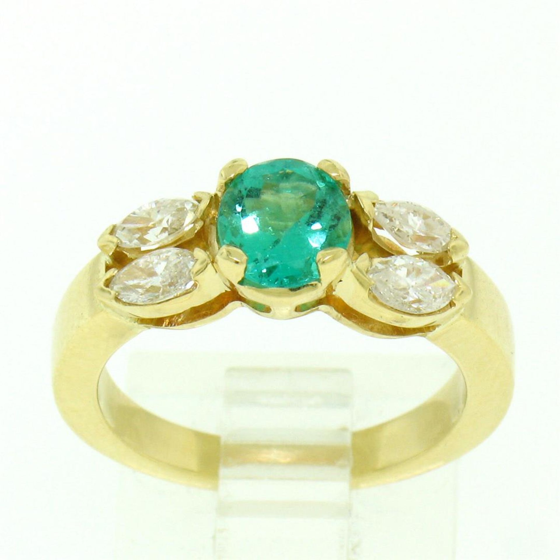 18kt Yellow Gold 1.73ctw Round Emerald and Marquise Diamond Ring