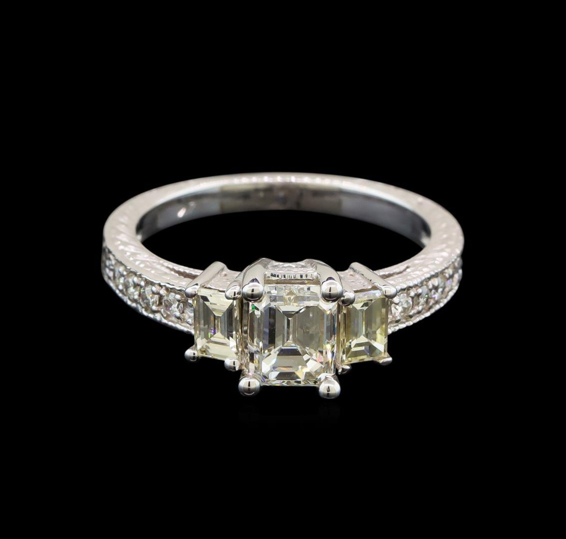 14KT White Gold EGL USA Certified 1.55 ctw Diamond Ring - Image 2 of 6