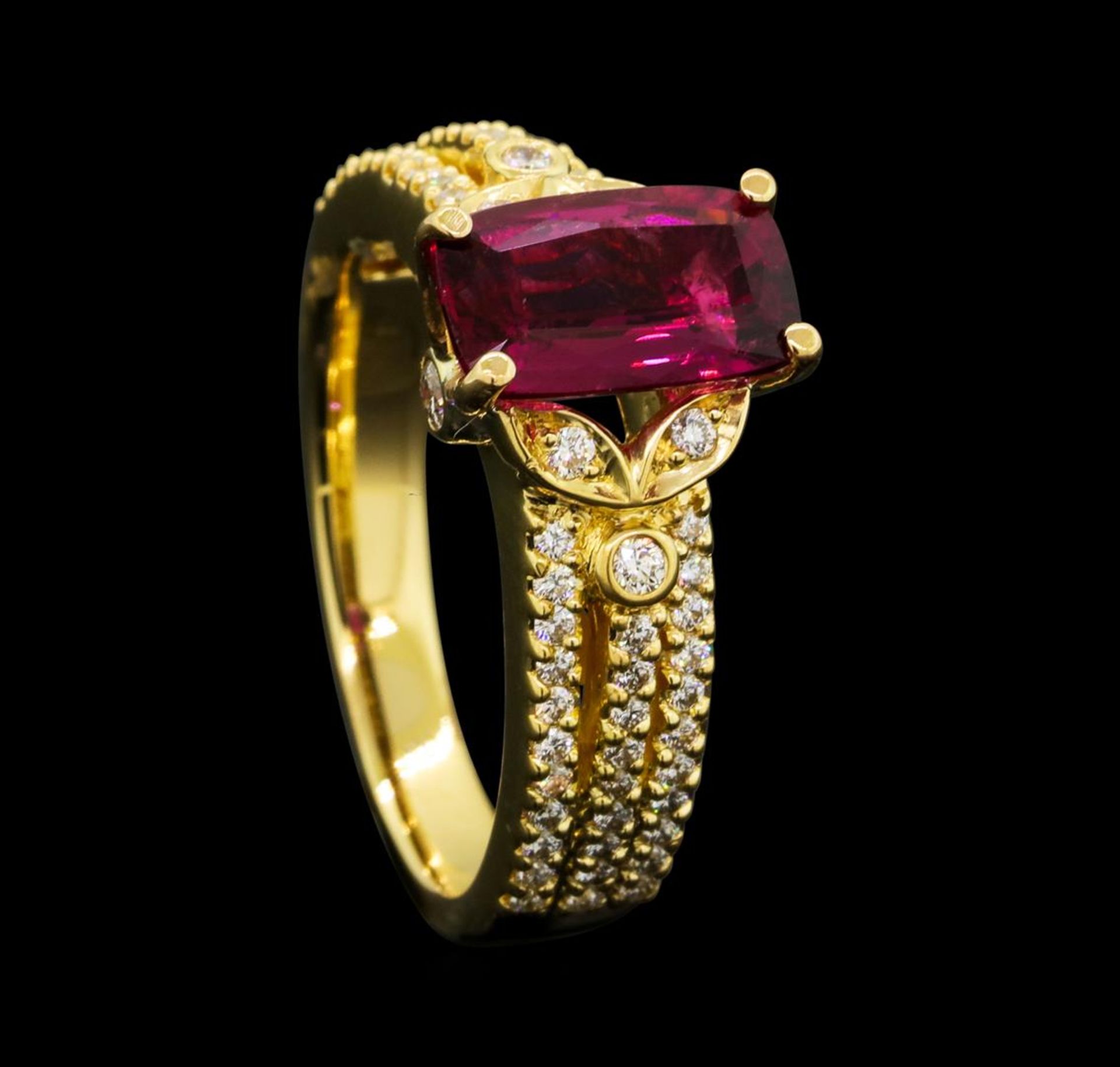 1.50 ct Pink Tourmaline And Diamond Ring - 18KT Yellow Gold - Image 4 of 5
