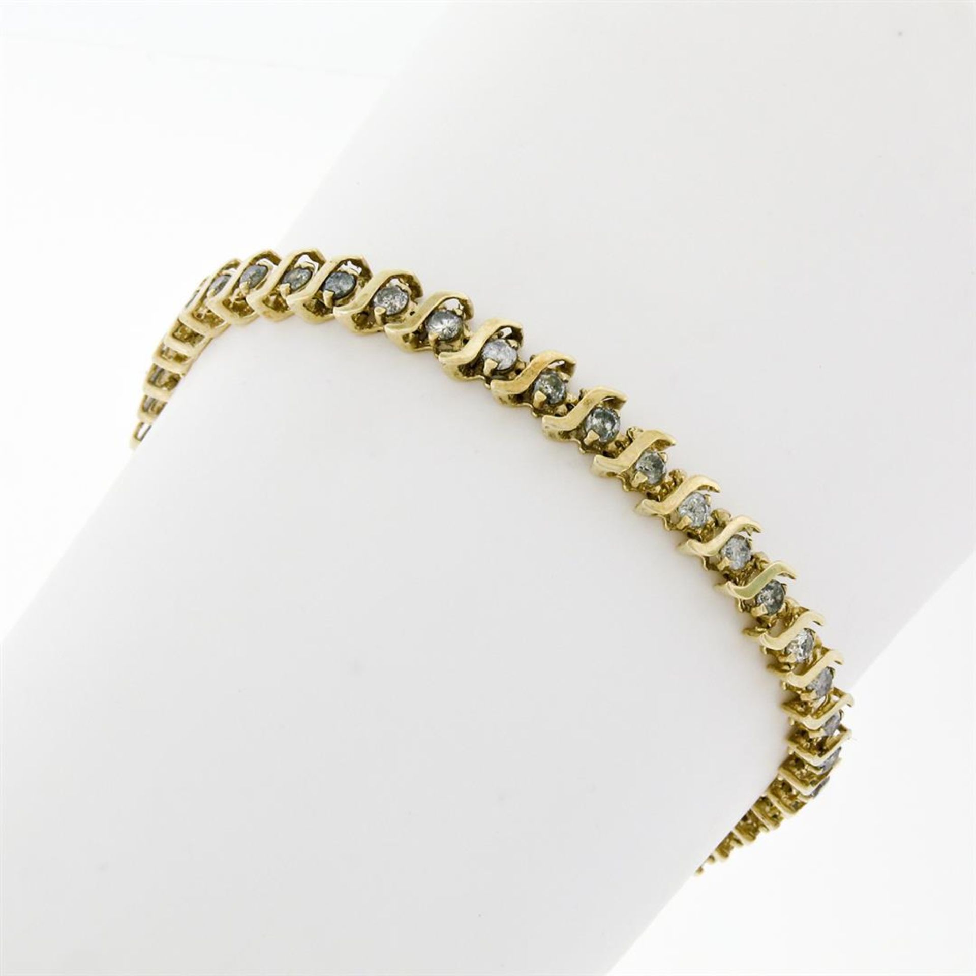 10K Yellow Gold 1.80ctw 7.75" Round Brilliant Diamond "S" Link Tennis Bracelet - Image 2 of 8