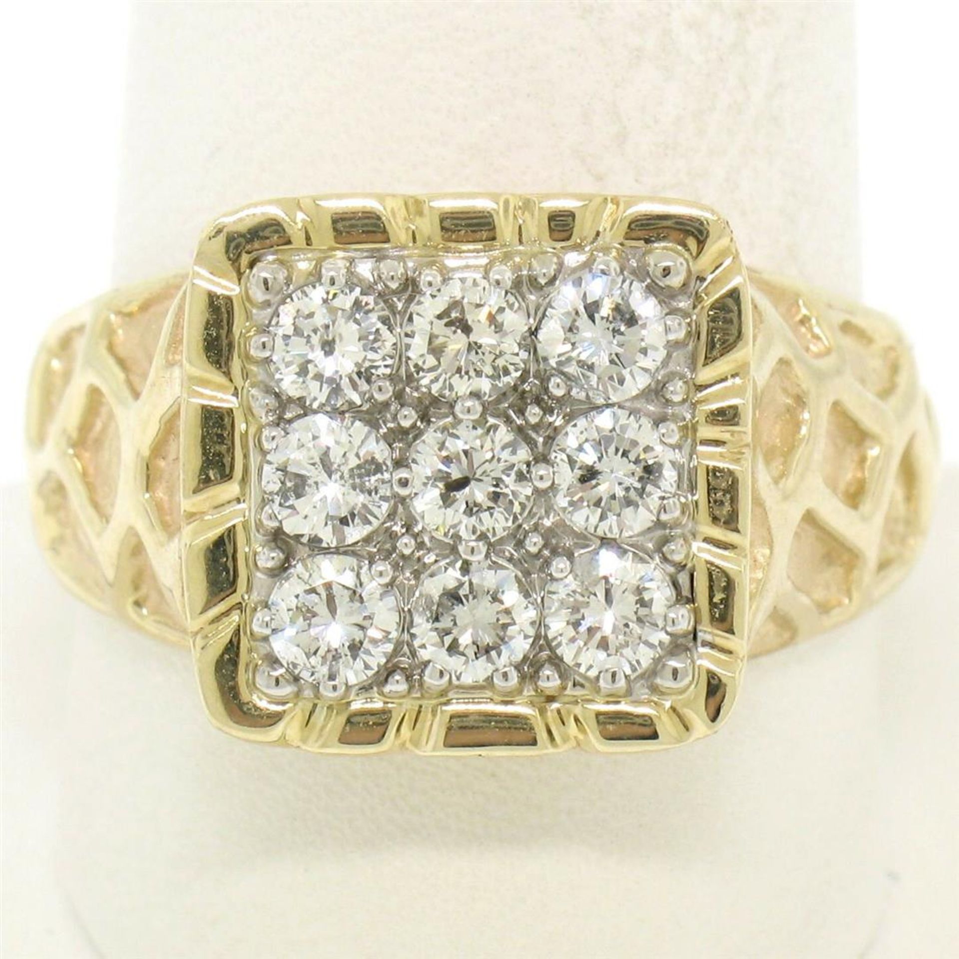 Mens 14K Two Tone Gold Nugget Design .90 ctw Round BRILLIANT Diamond Cluster Rin - Image 2 of 9