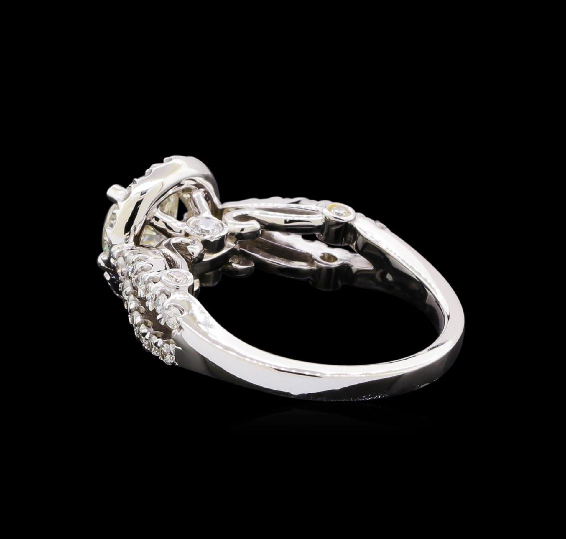 1.85 ctw Diamond Ring - 14KT White Gold - Image 3 of 6
