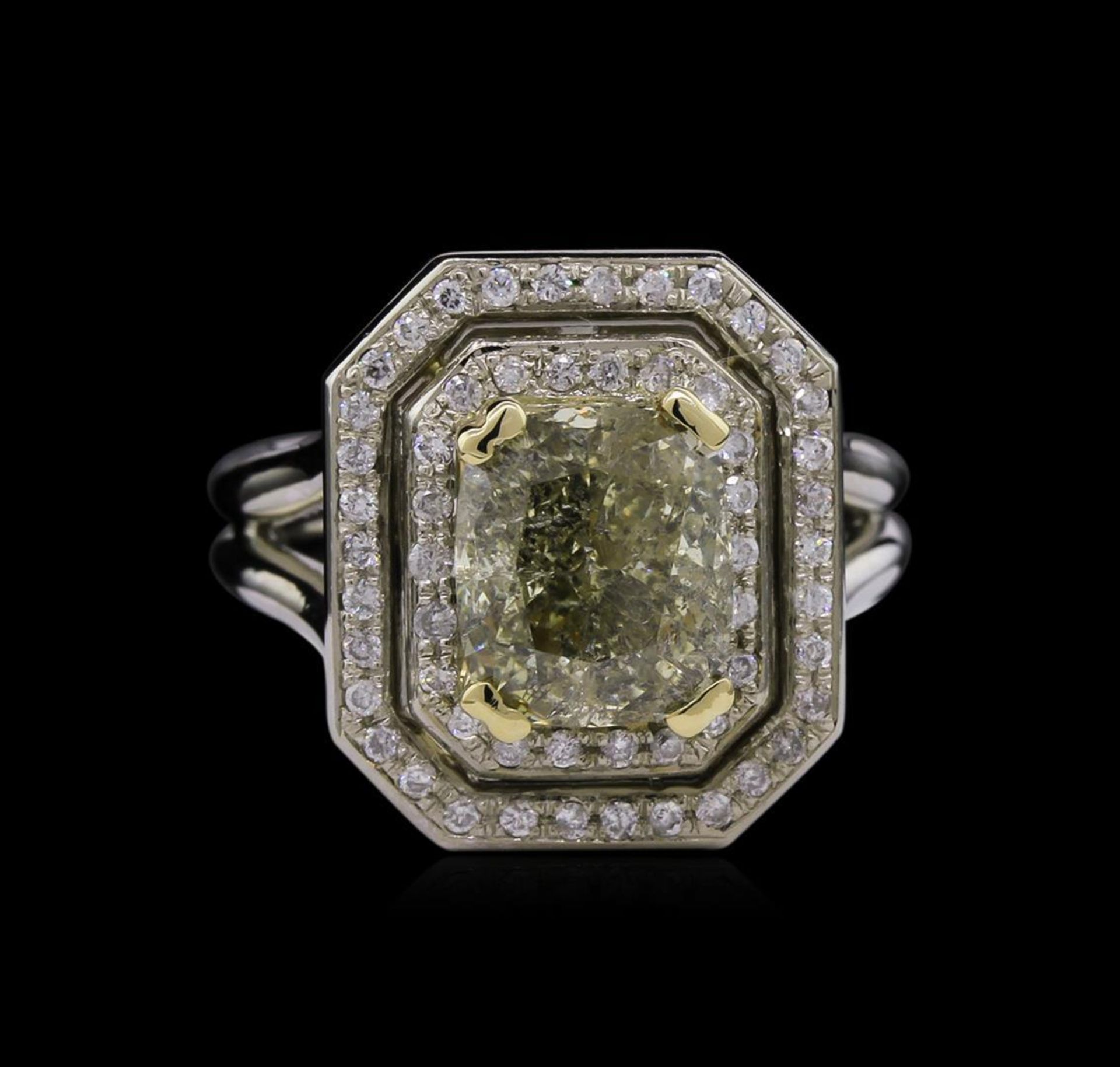 3.36 ctw Fancy Light Greenish Yellow Diamond Ring - 14KT Two-Tone Gold - Image 2 of 3