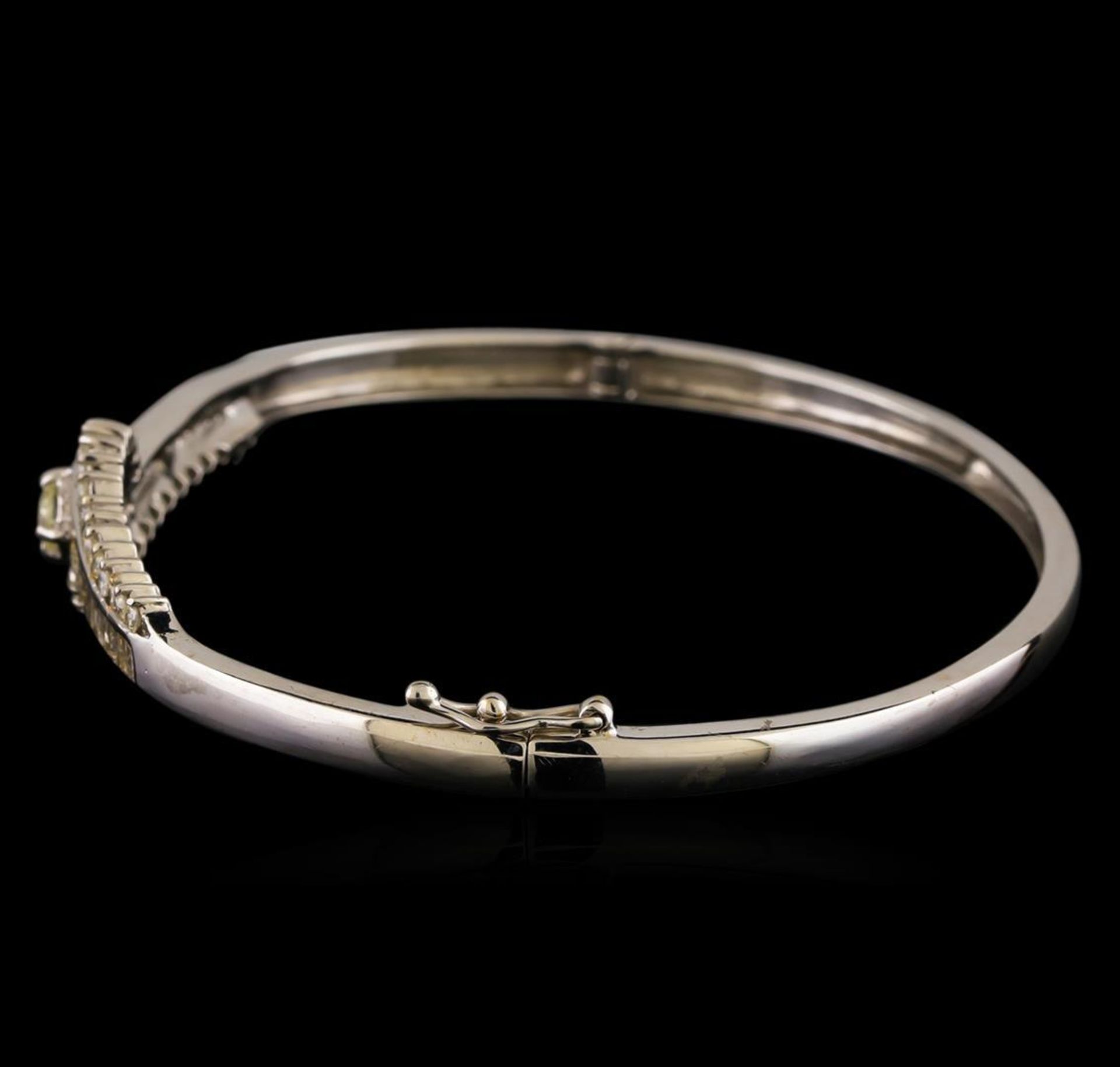 1.17 ctw Diamond Bangle Bracelet - 14KT White Gold - Image 2 of 4