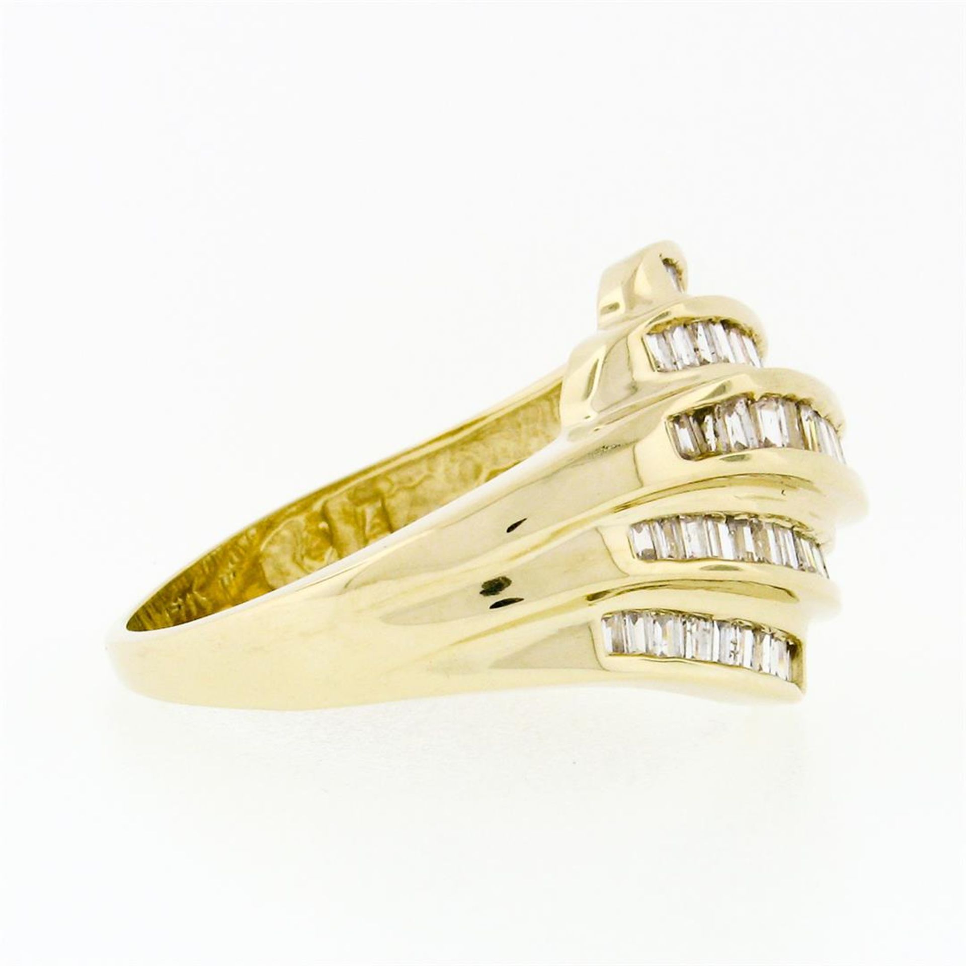 14k Yellow Gold 1.15ctw 5 Channel Baguette Diamond Wide Tiered Swirl Band Ring - Image 7 of 9