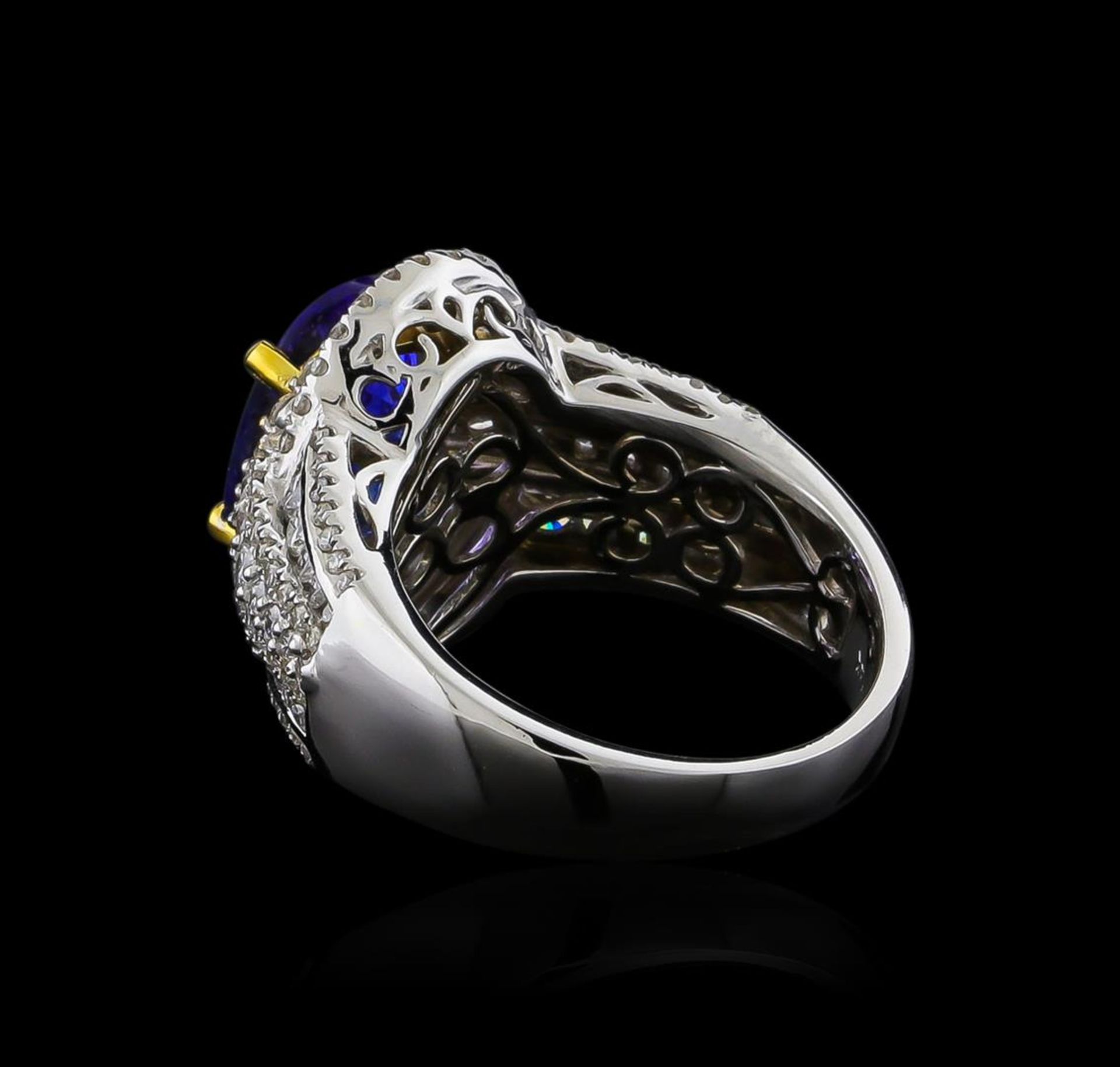 14KT Two-Tone Gold 4.12 ctw Tanzanite and Diamond Ring - Image 3 of 5