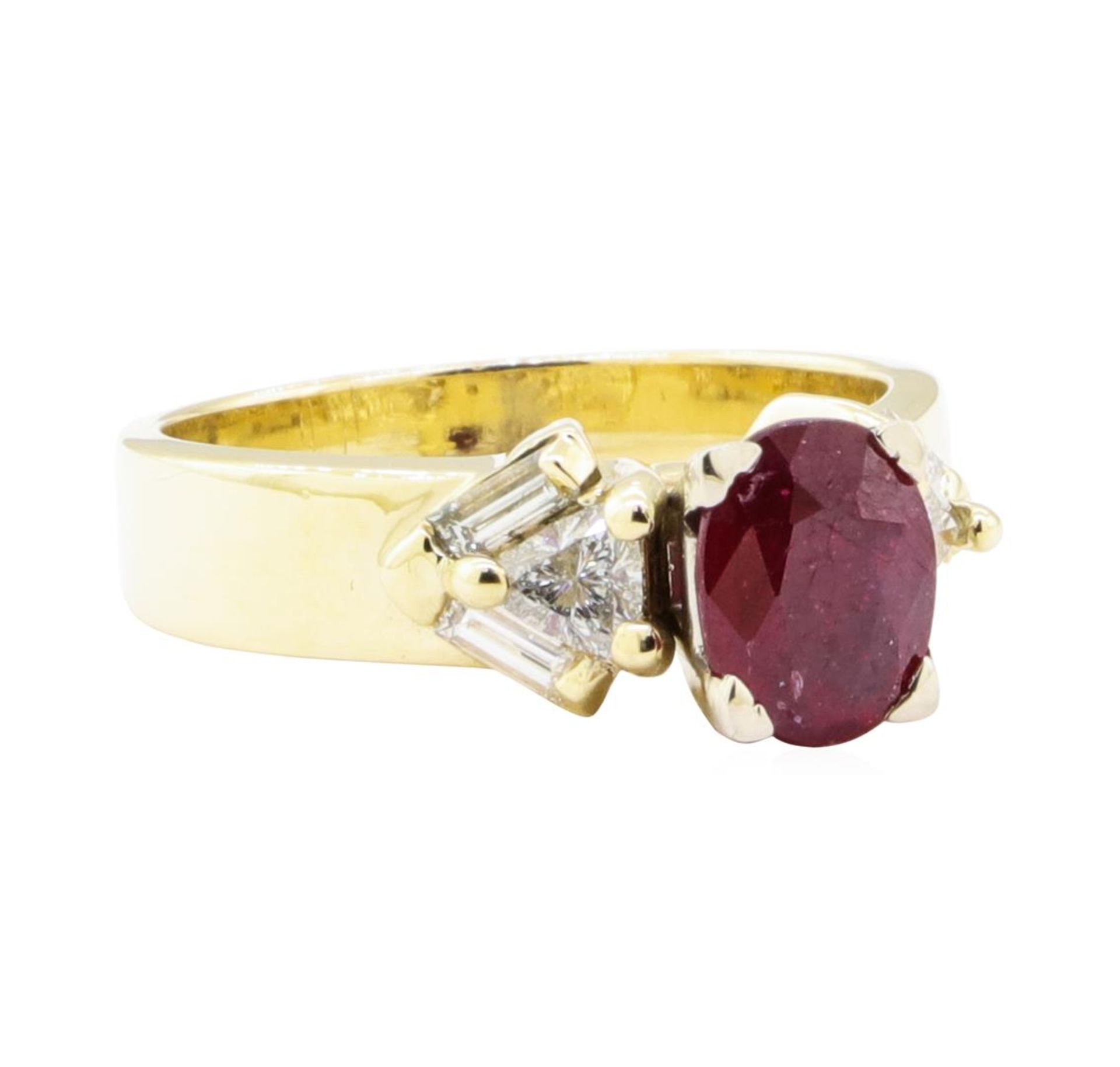 1.91ctw Ruby and Diamond Ring - 14KT Yellow Gold