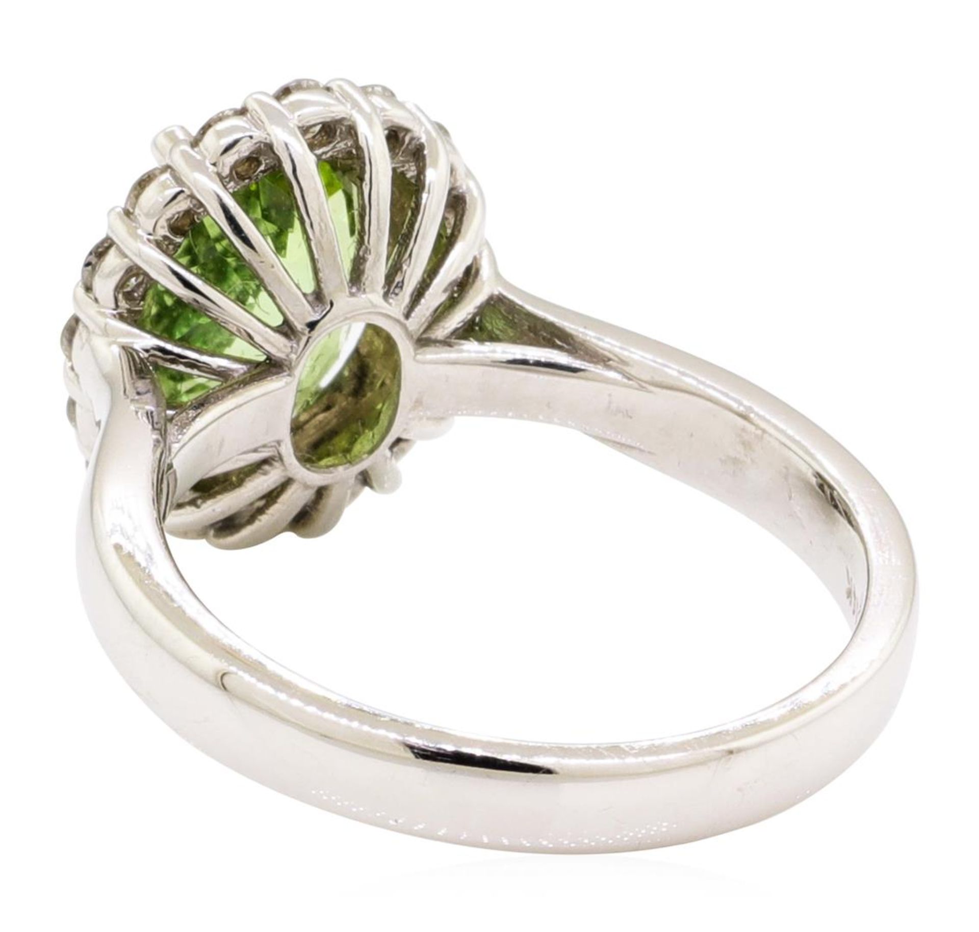 2.92 ctw Oval Mixed Green Tourmaline And Round Brilliant Cut Diamond Ring - 14KT - Image 3 of 5