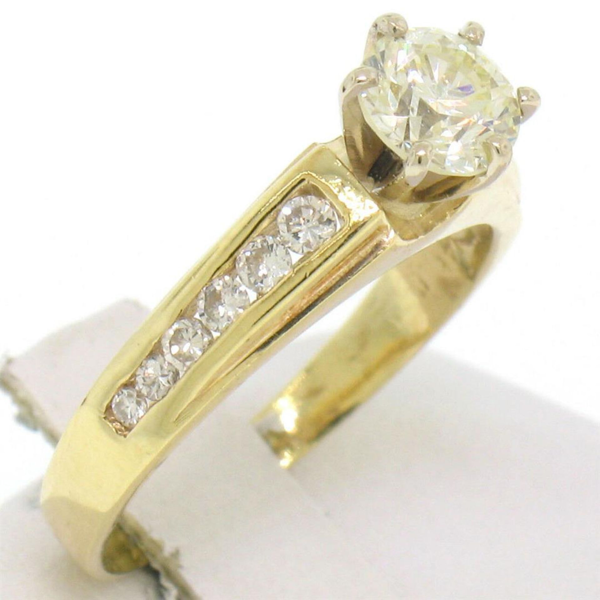 14k Solid Yellow Gold Round Diamond Solitaire Engagement Ring w/ 12 Graduated Ac - Image 2 of 6