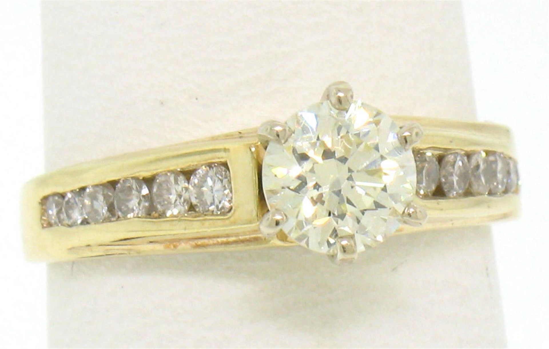 14k Solid Yellow Gold Round Diamond Solitaire Engagement Ring w/ 12 Graduated Ac - Image 3 of 6