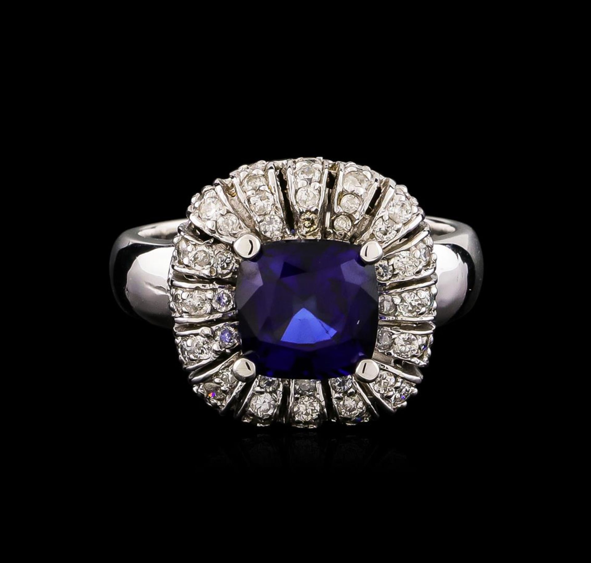 14KT White Gold 2.25 ctw Tanzanite and Diamond Ring - Image 2 of 5