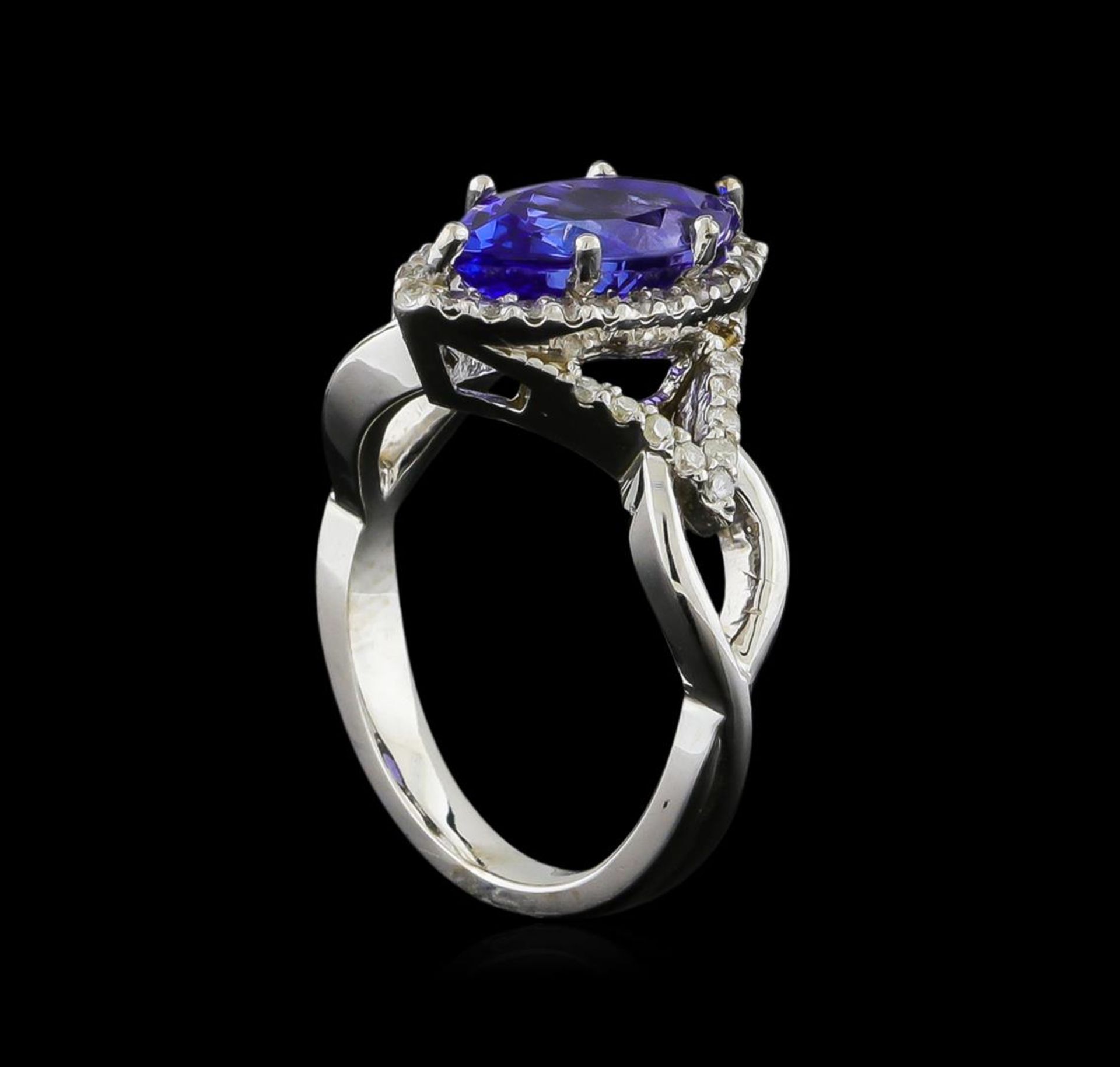 14KT White Gold 2.28ct Tanzanite and Diamond Ring - Image 4 of 5