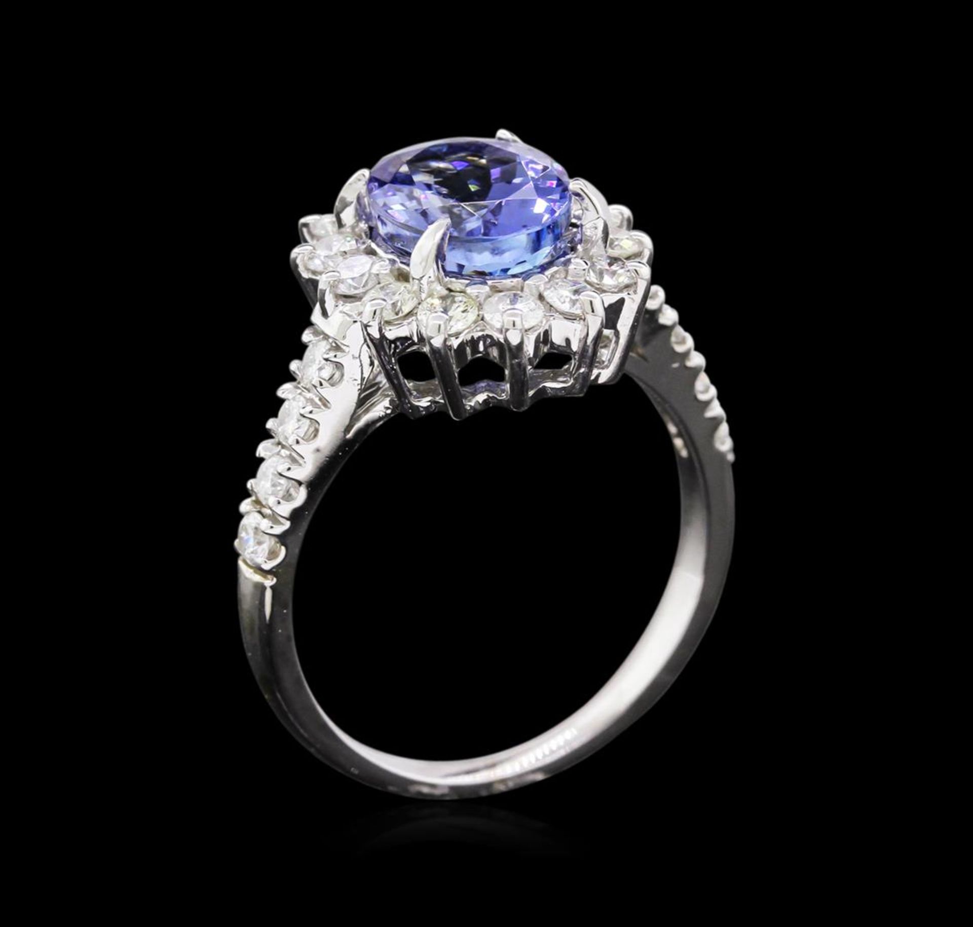 2.50 ct Tanzanite and Diamond Ring - 14KT White Gold - Image 3 of 3