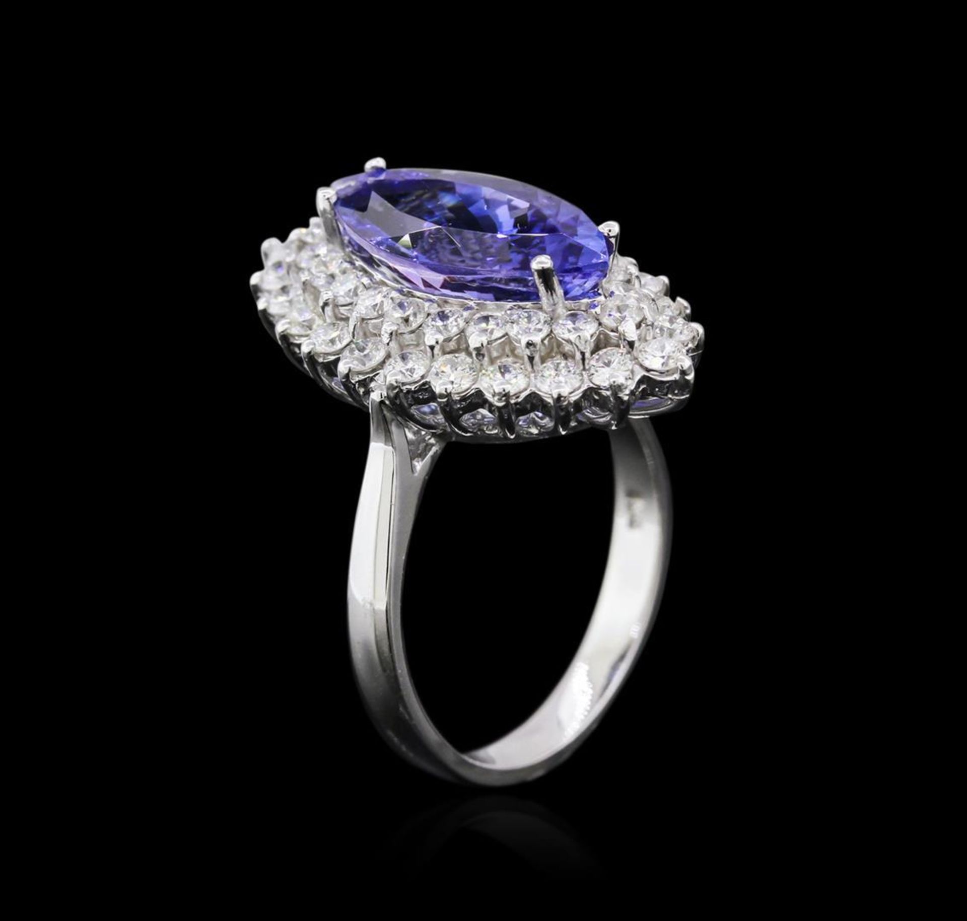 14KT White Gold 3.85 ctw Tanzanite and Diamond Ring - Image 3 of 4