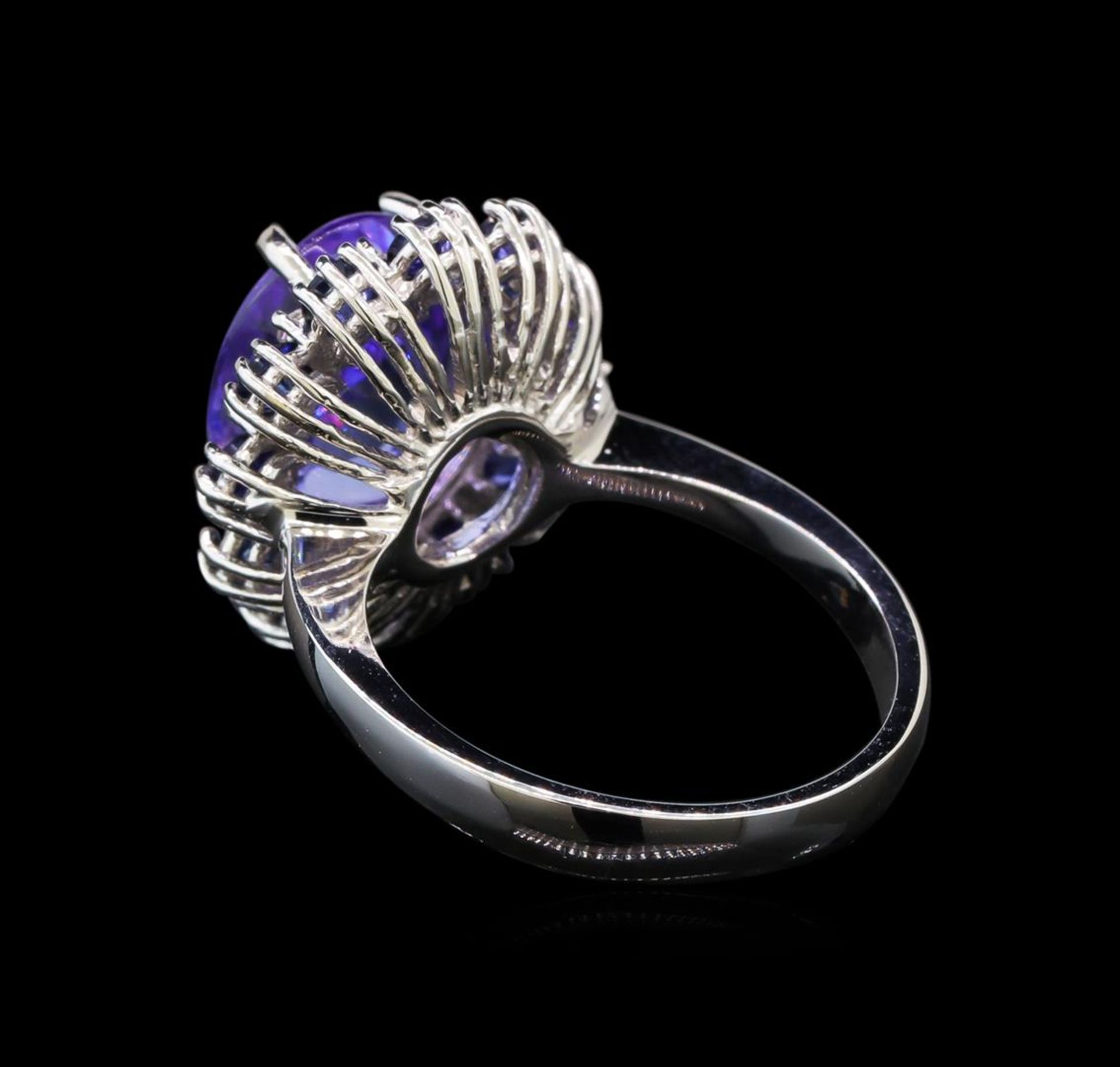 14KT White Gold 4.45 ctw Tanzanite, Sapphire and Diamond Ring - Image 3 of 5