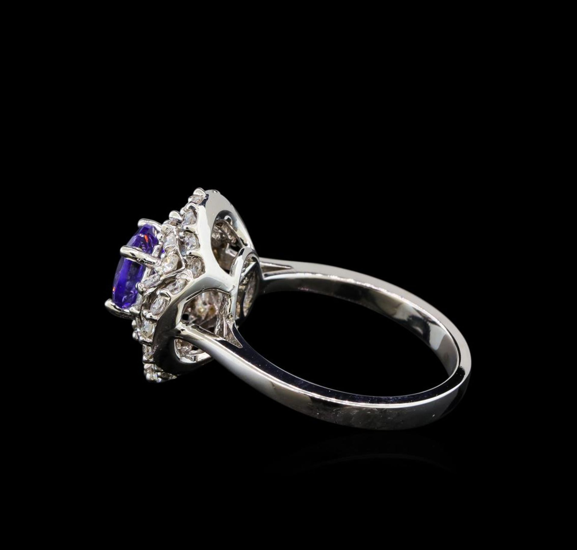 14KT White Gold 1.40 ctw Tanzanite and Diamond Ring - Image 3 of 5