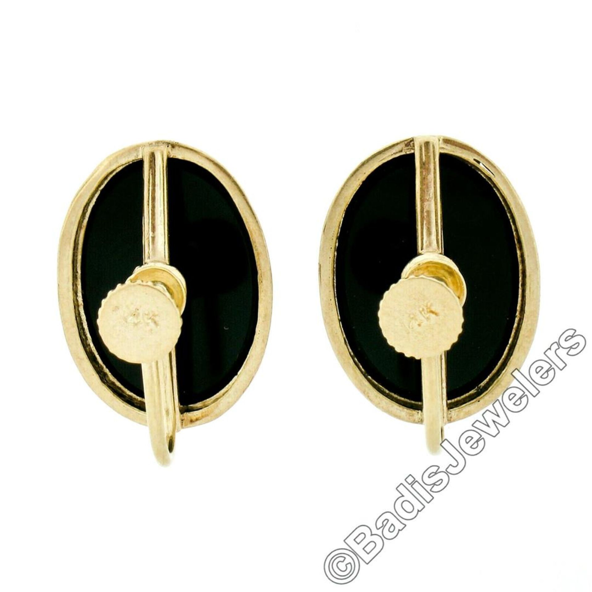 Vintage 14kt Yellow Gold Bezel Set Oval Black Onyx Button Screw-On Earrings - Image 4 of 4