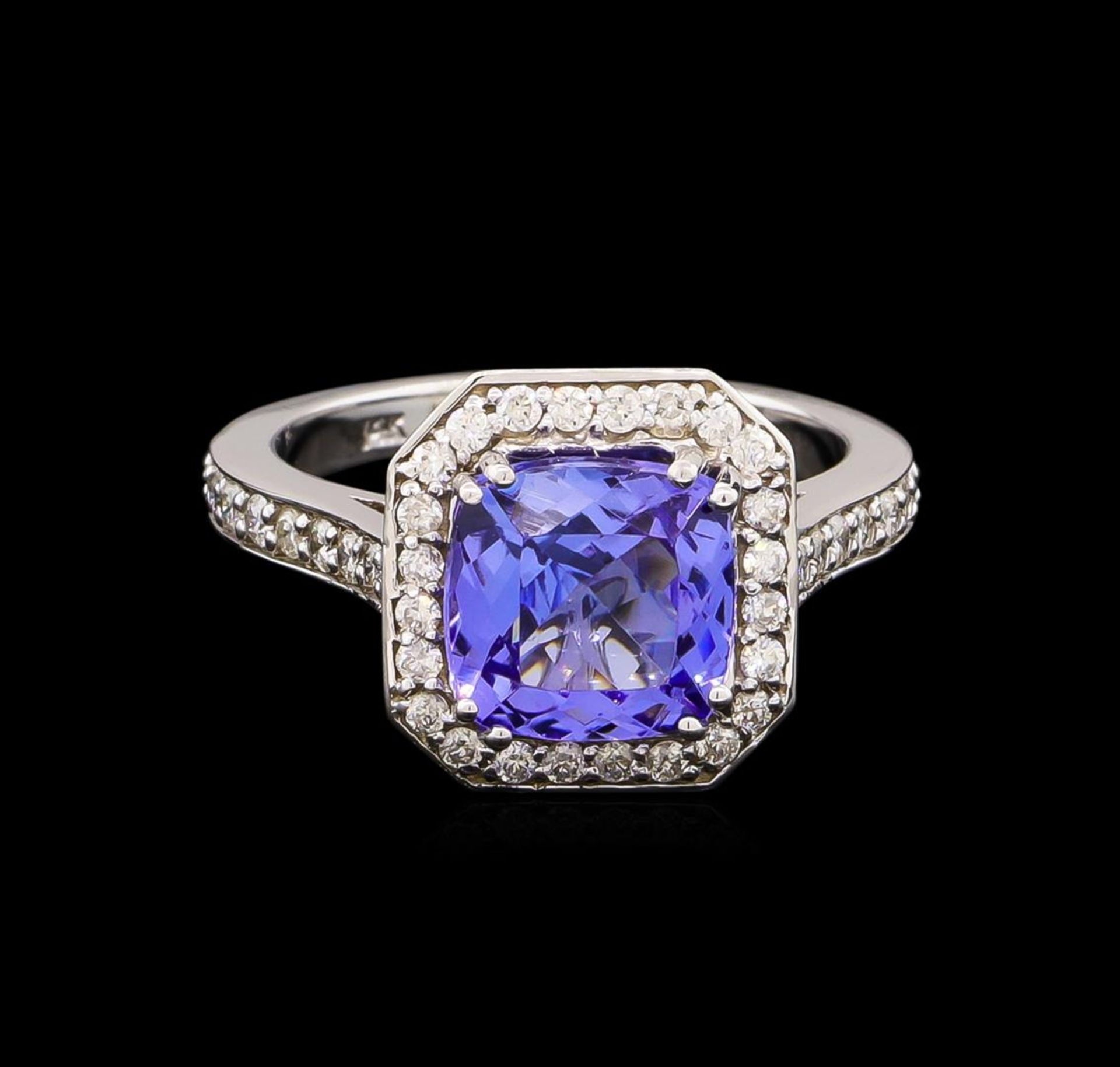 2.95ct Tanzanite and Diamond Ring - 14KT White Gold - Image 2 of 5