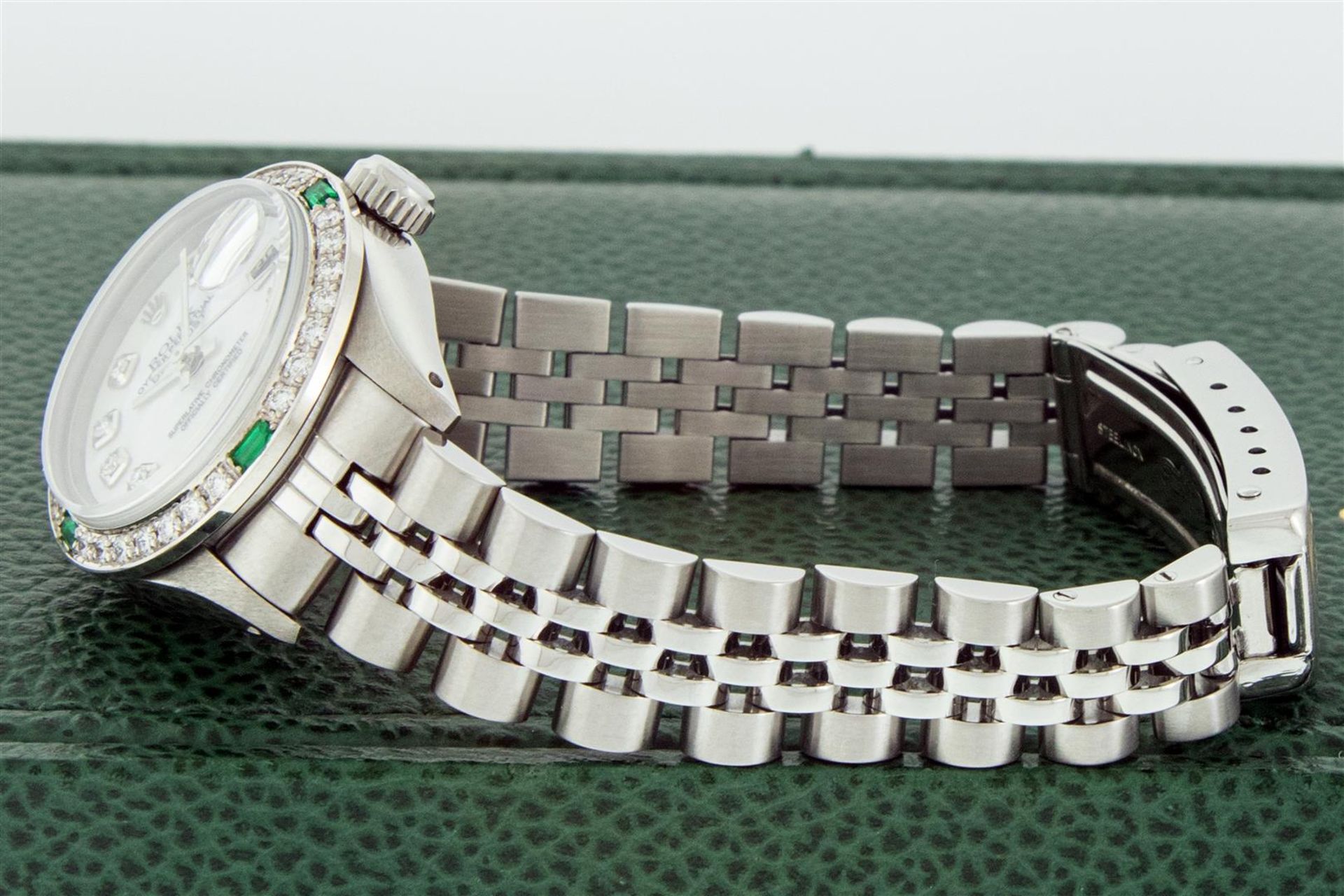 Rolex Ladies Stainless Steel Mother Of Pearl Diamond Emerald 26MM Datejust Wrist - Image 5 of 9