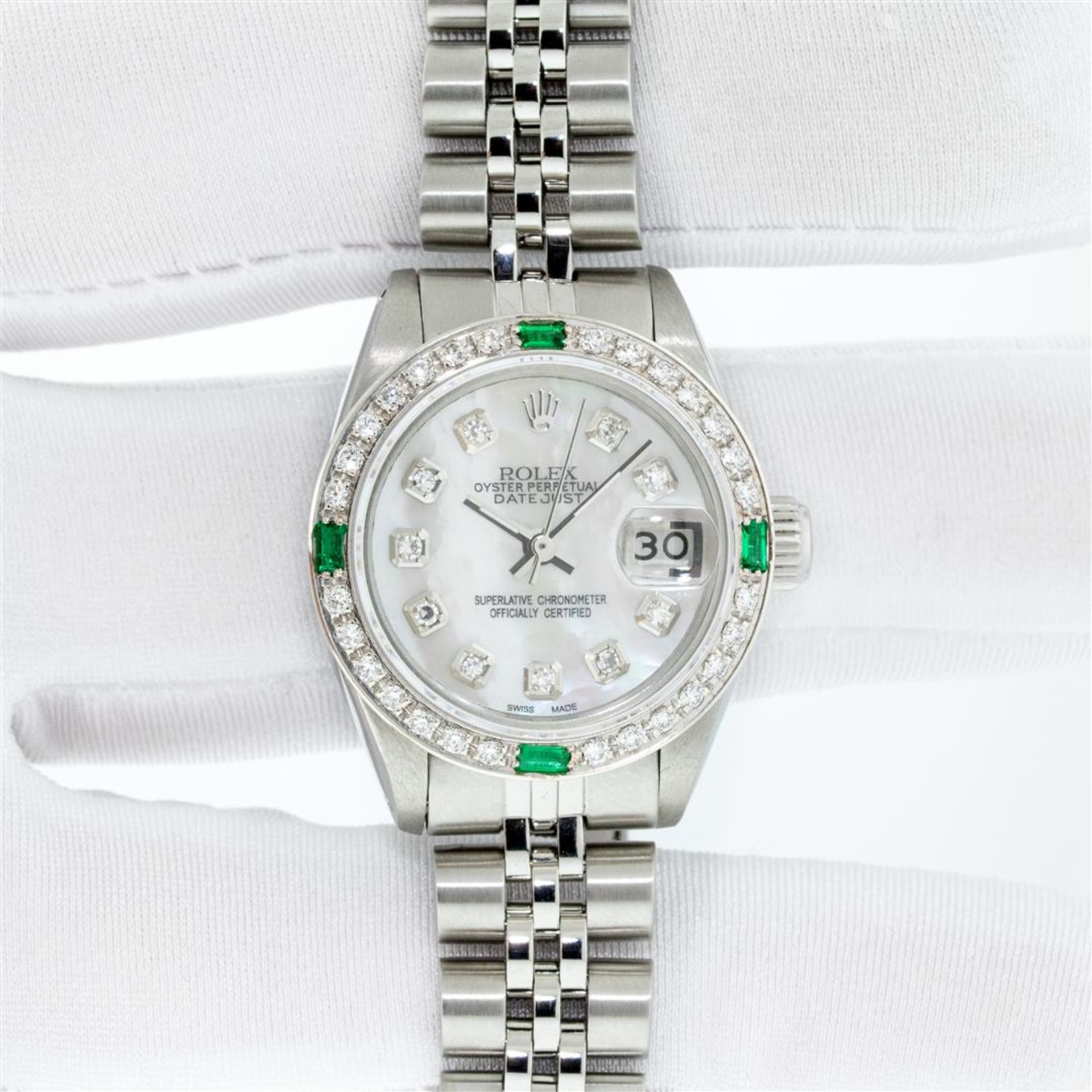 Rolex Ladies Stainless Steel Mother Of Pearl Diamond Emerald 26MM Datejust Wrist - Image 3 of 9